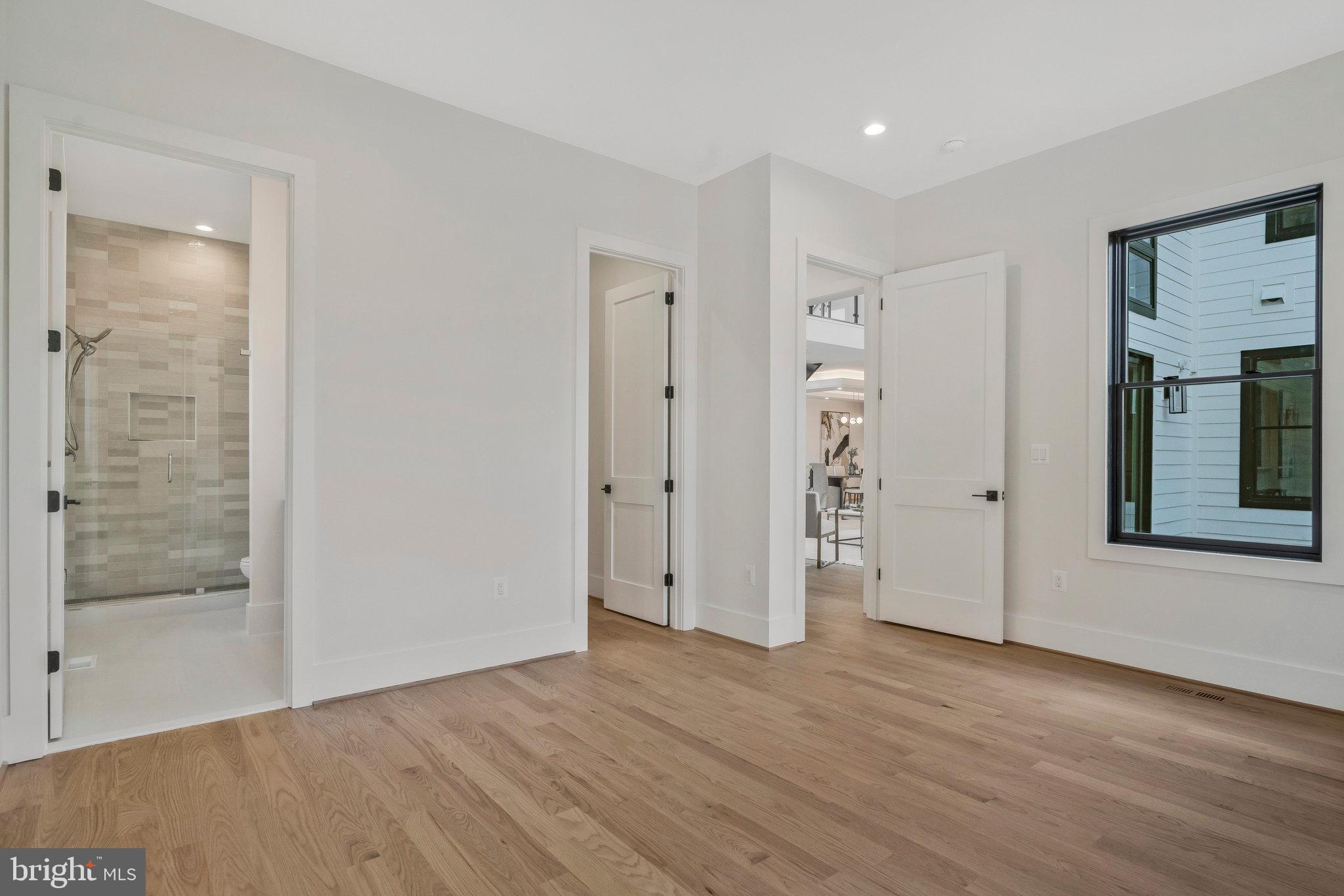 BROOKHAVEN - Residential