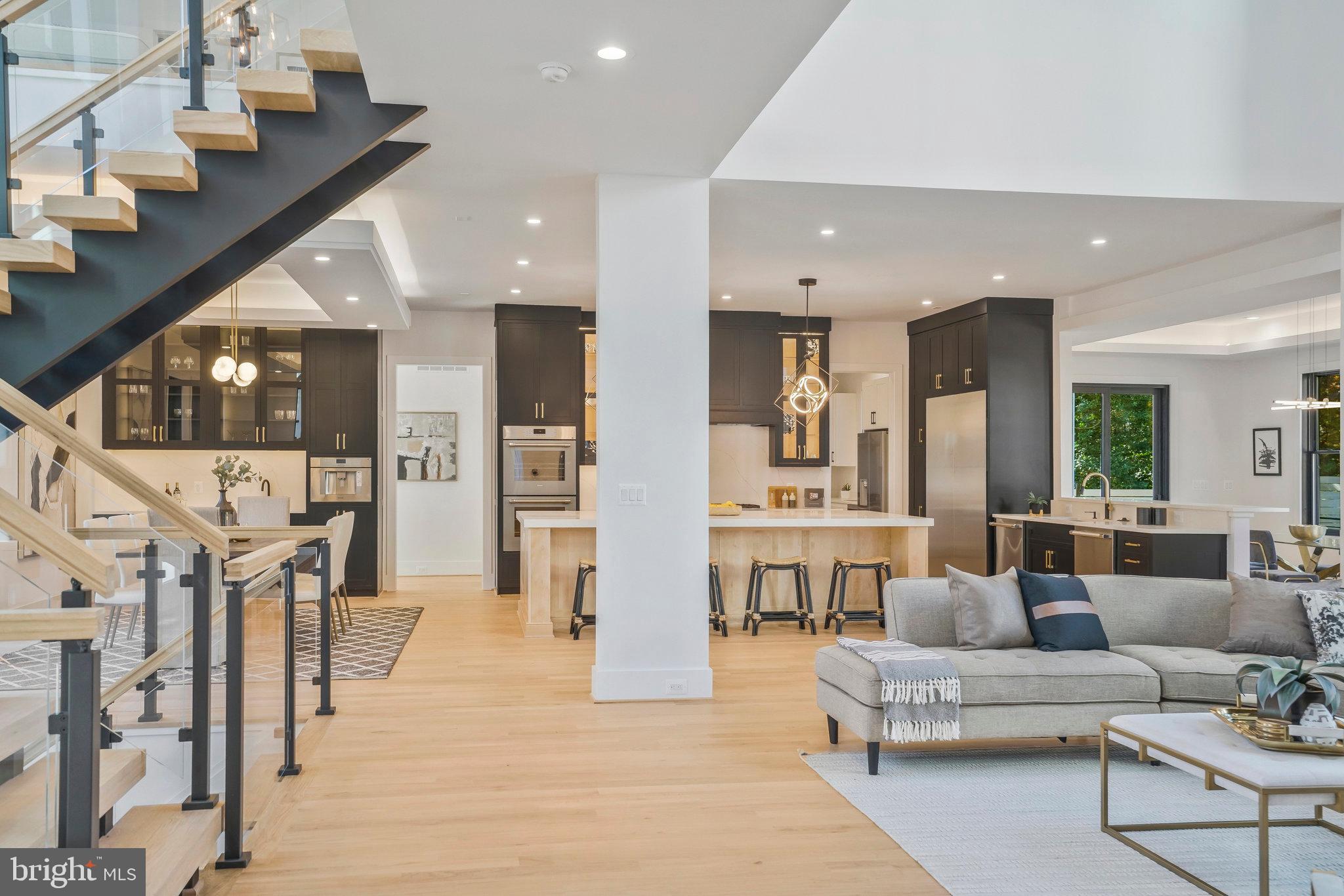 BROOKHAVEN - Residential