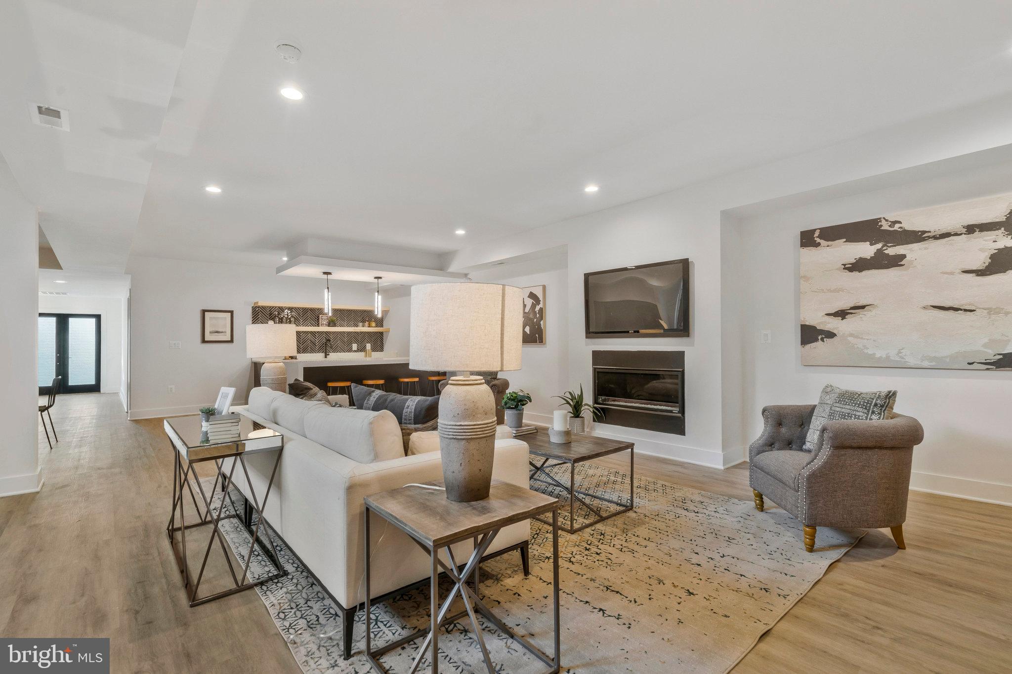 BROOKHAVEN - Residential