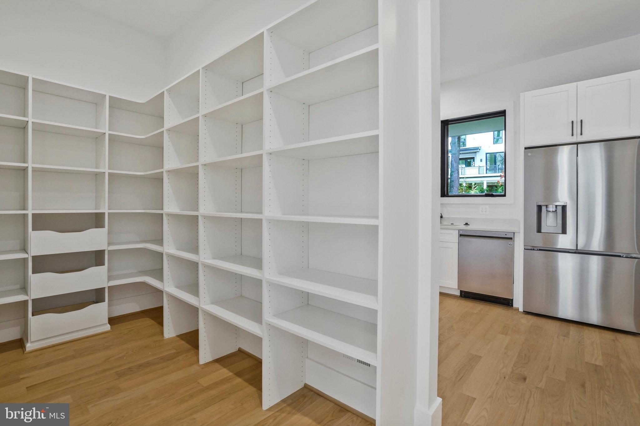 BROOKHAVEN - Residential