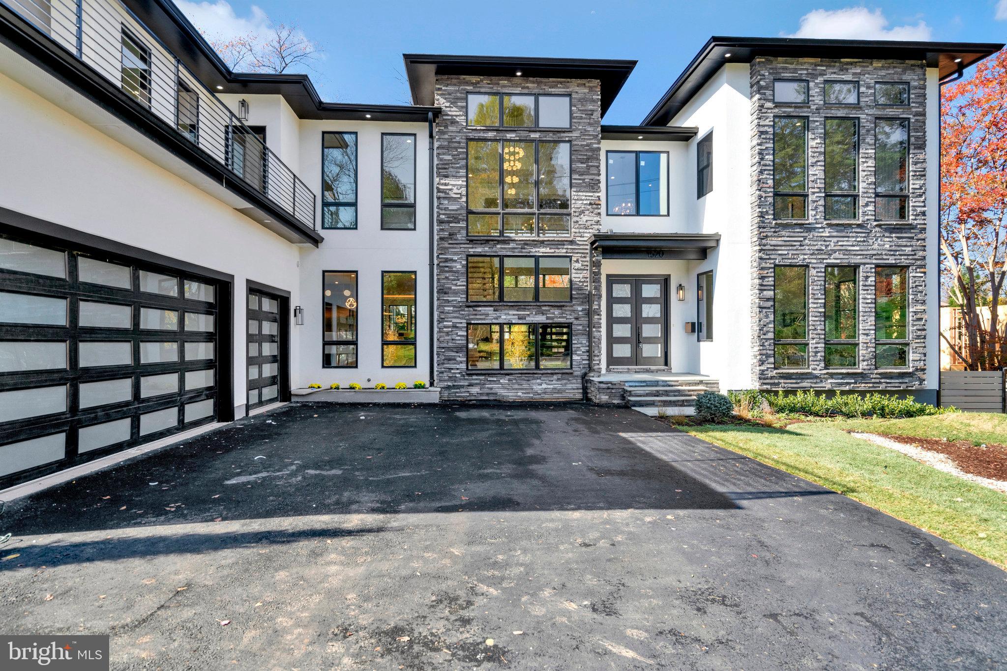 BROOKHAVEN - Residential