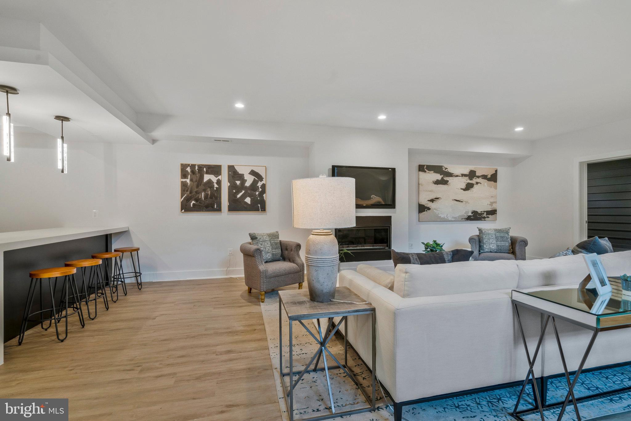 BROOKHAVEN - Residential