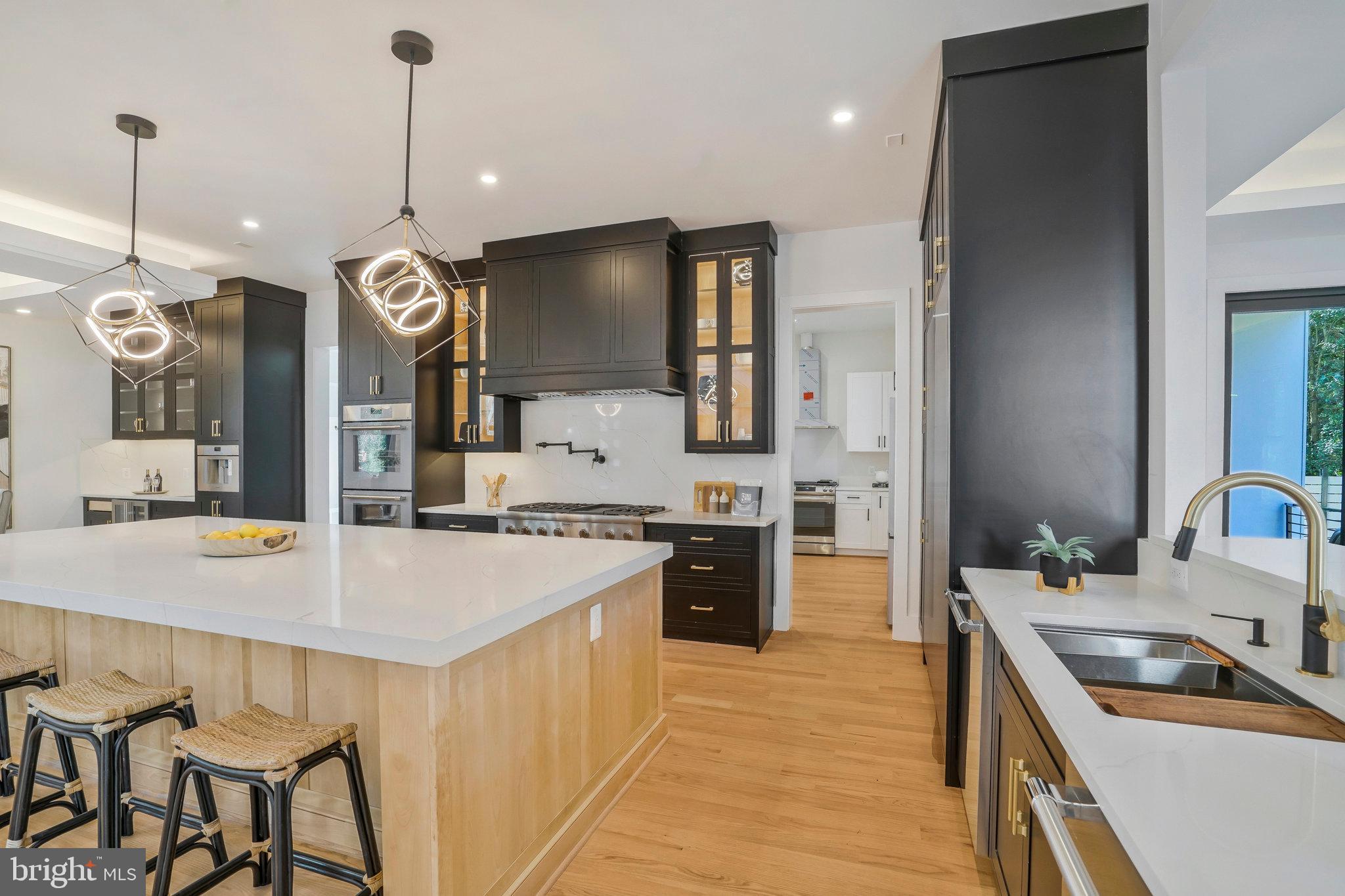 BROOKHAVEN - Residential