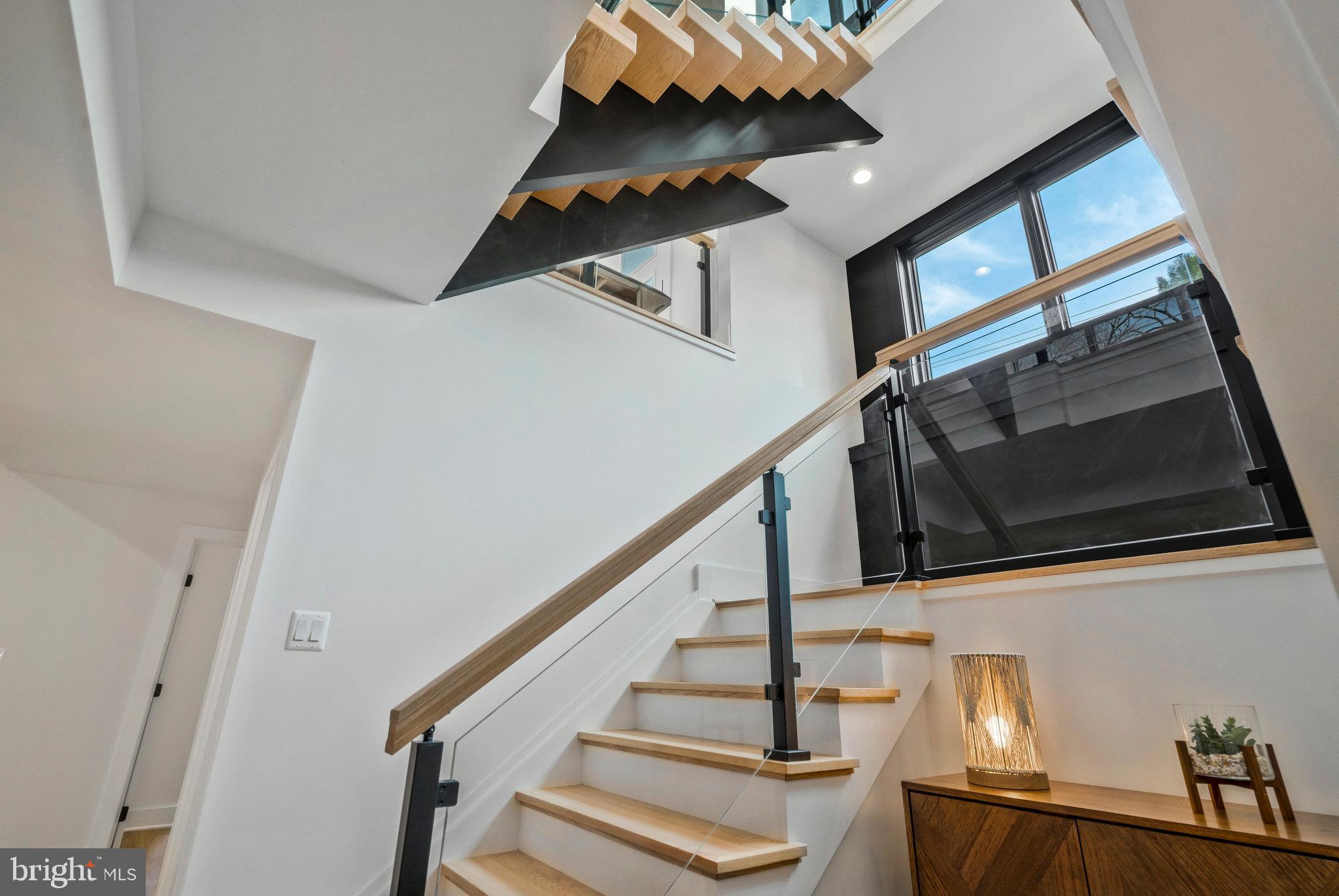 BROOKHAVEN - Residential