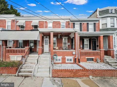 Townhouse For Sale - 733 S Harrison Street<br/> WILMINGTON, DE 19805