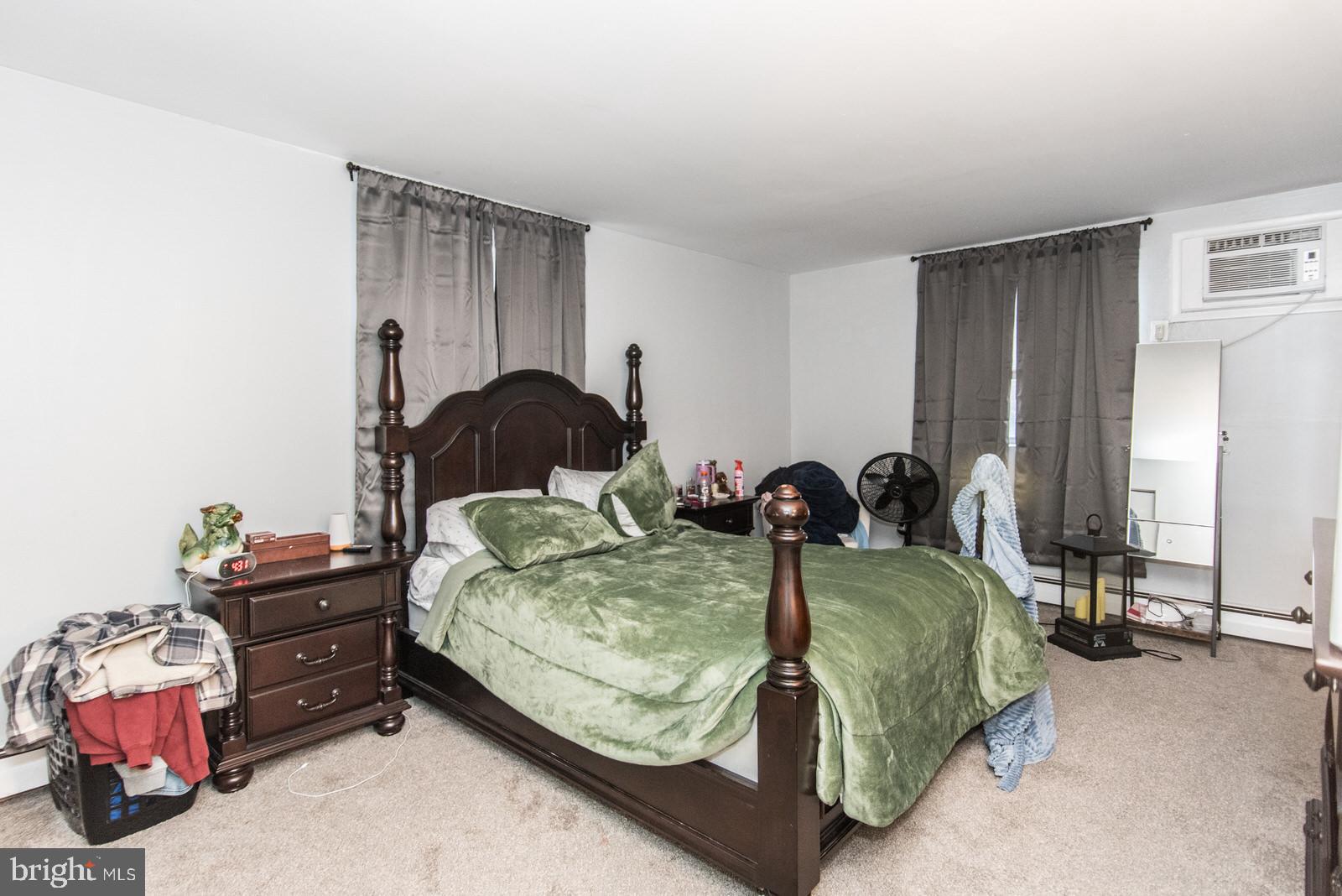 ANDALUSIA - Commercial Sale