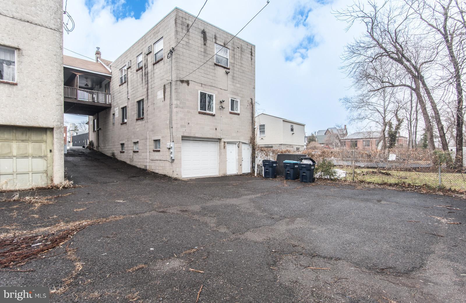 ANDALUSIA - Commercial Sale