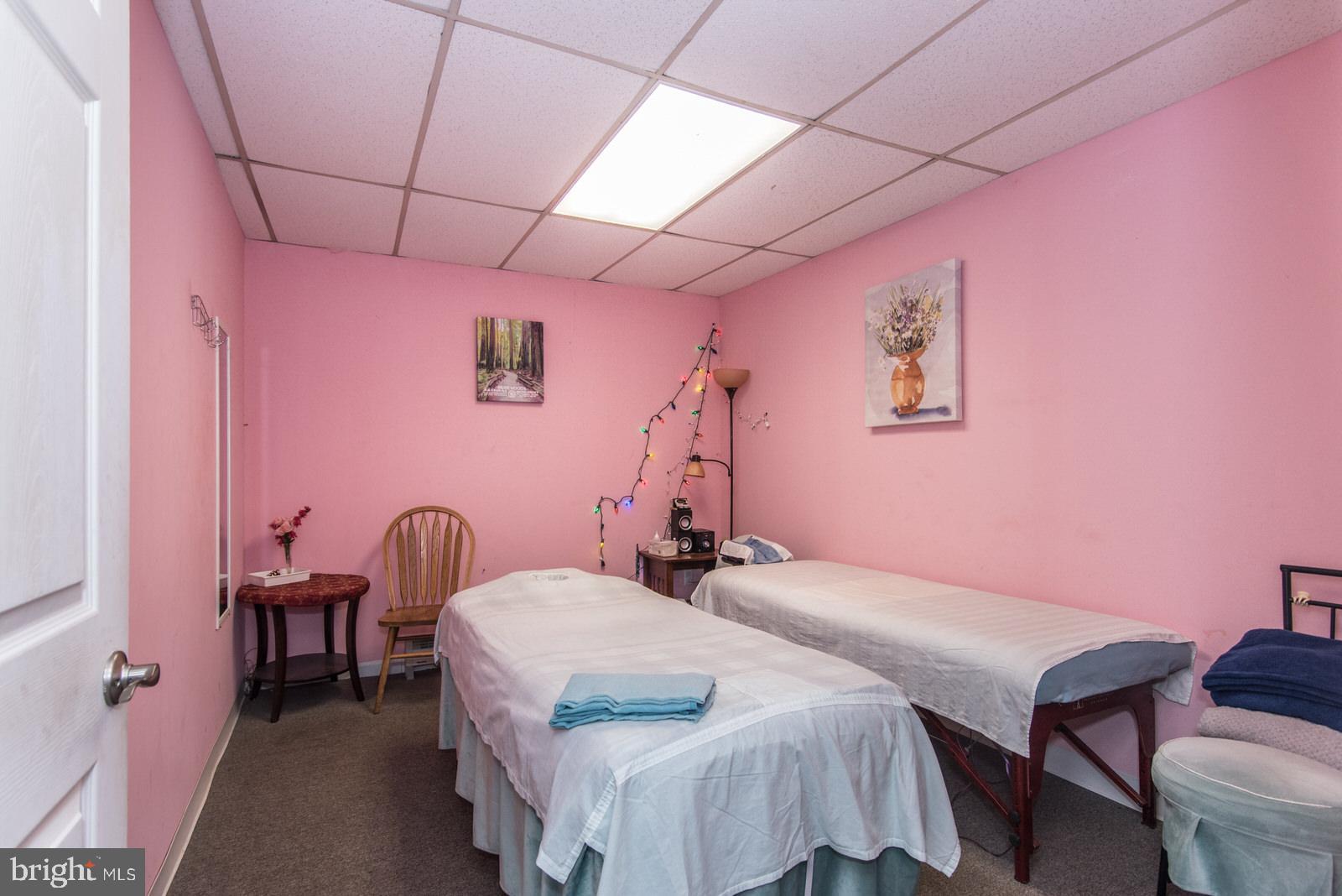 ANDALUSIA - Commercial Sale