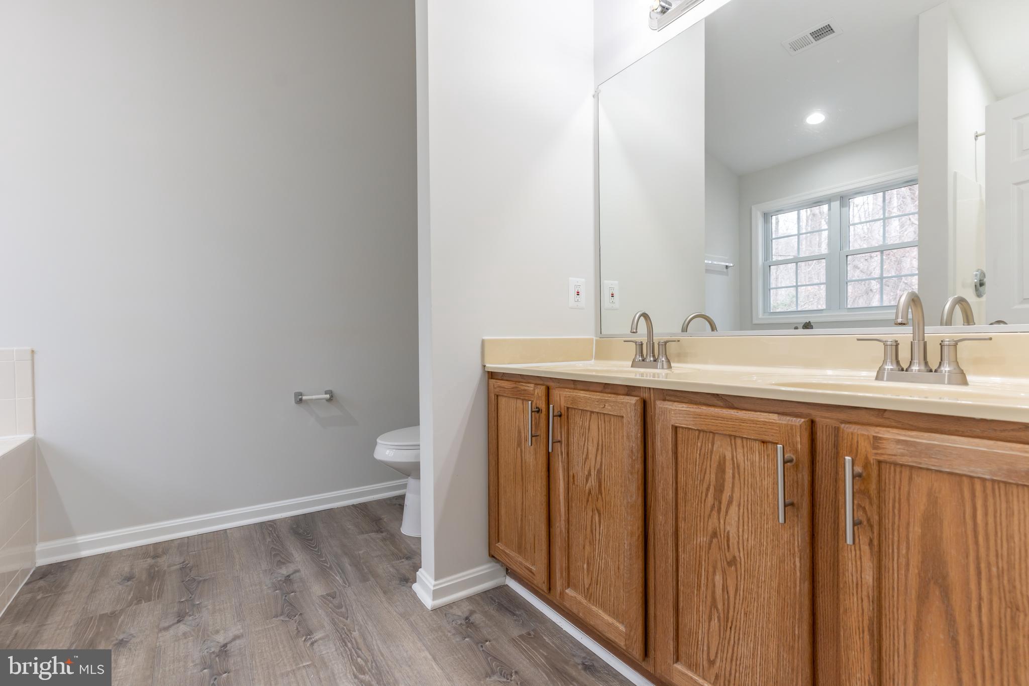 TRIANGLE - Residential