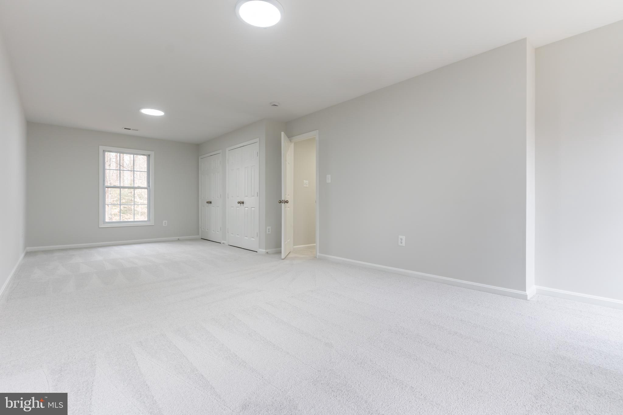 TRIANGLE - Residential