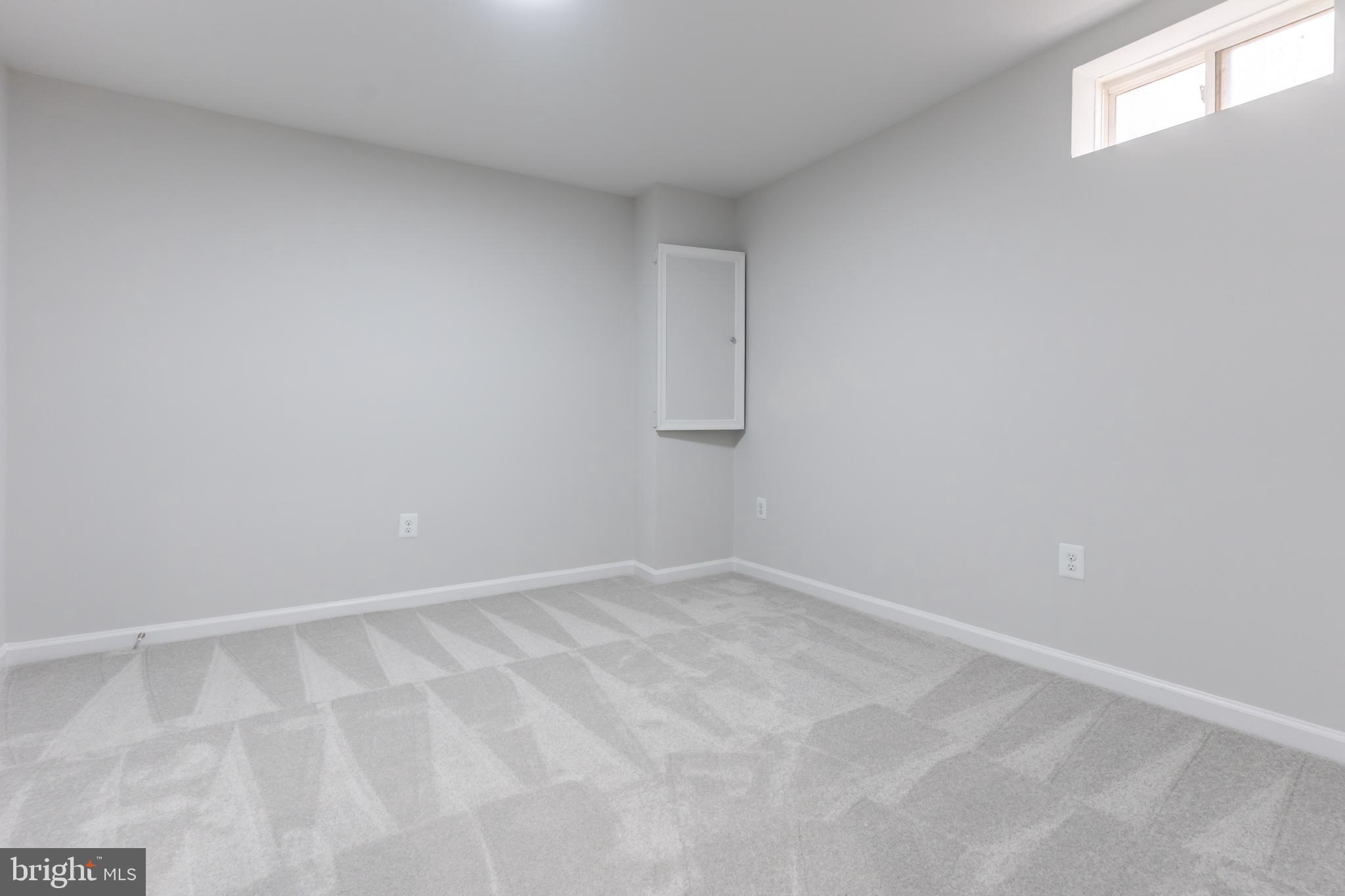 TRIANGLE - Residential