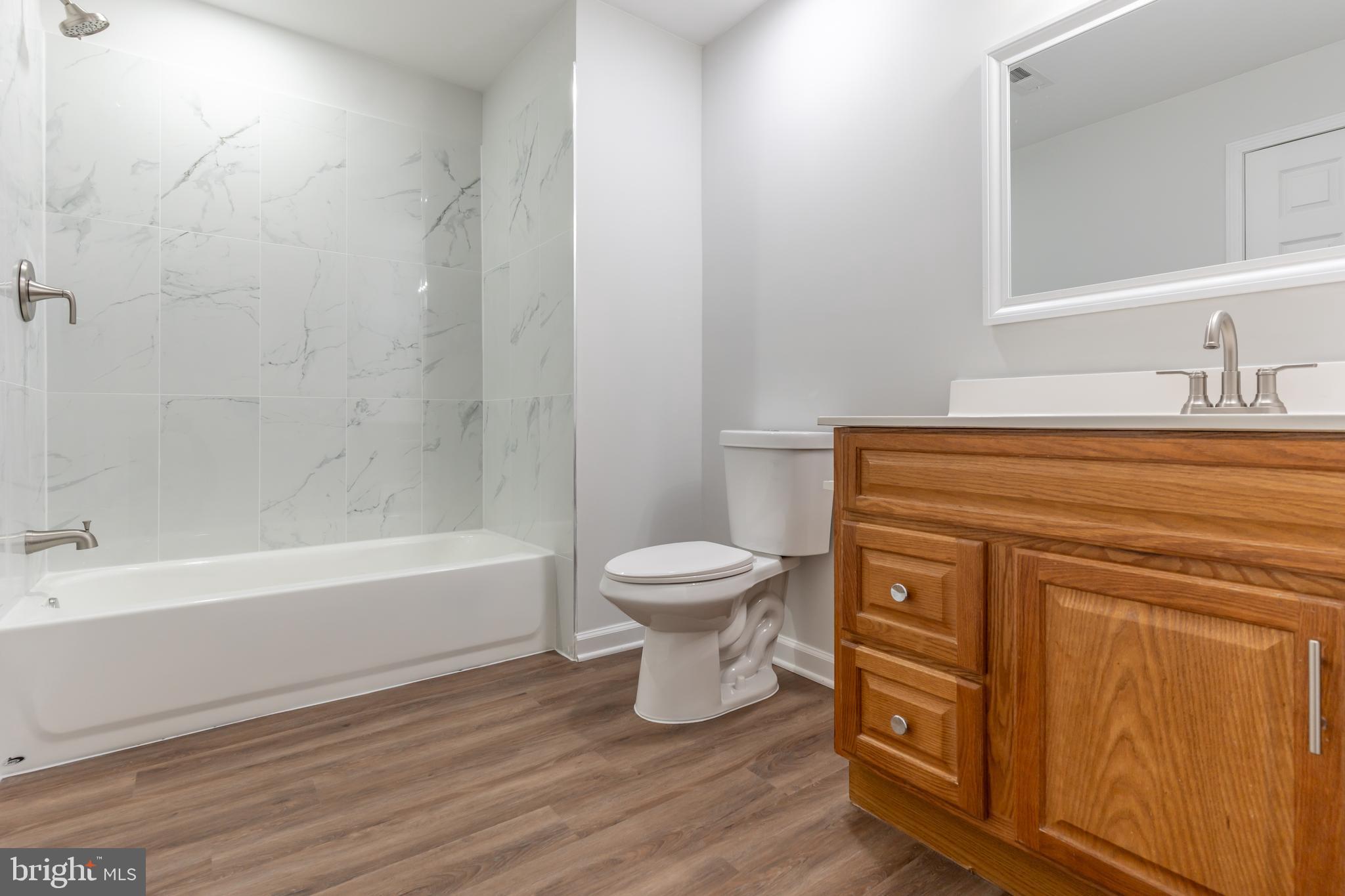 TRIANGLE - Residential