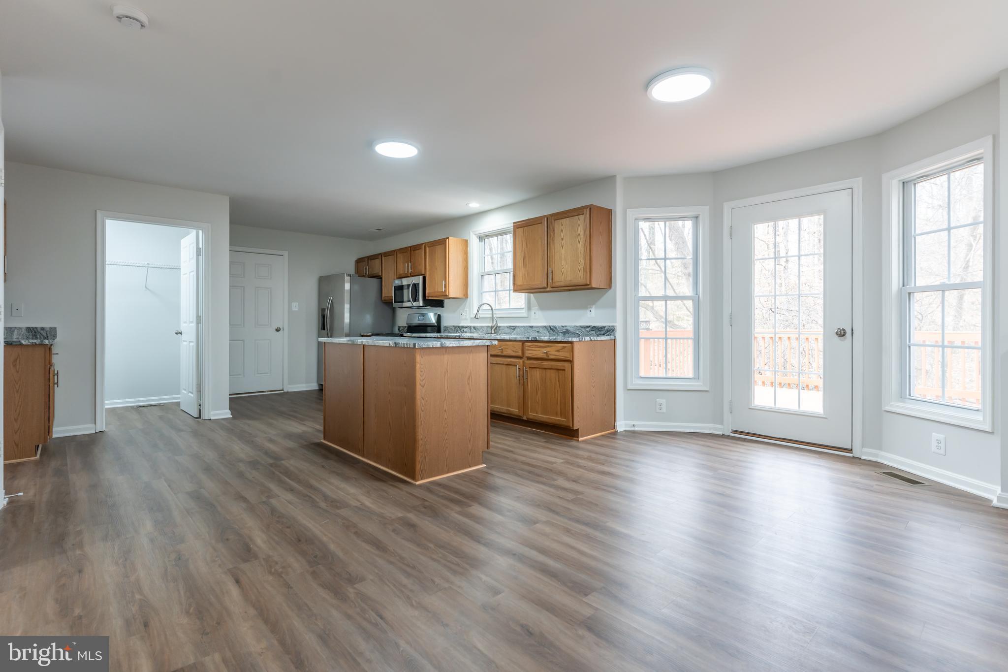 TRIANGLE - Residential