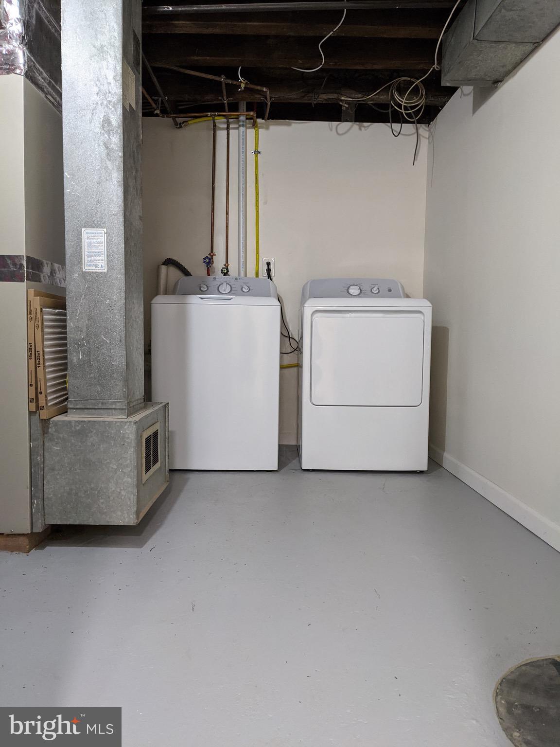 BELLA VISTA - Residential Lease