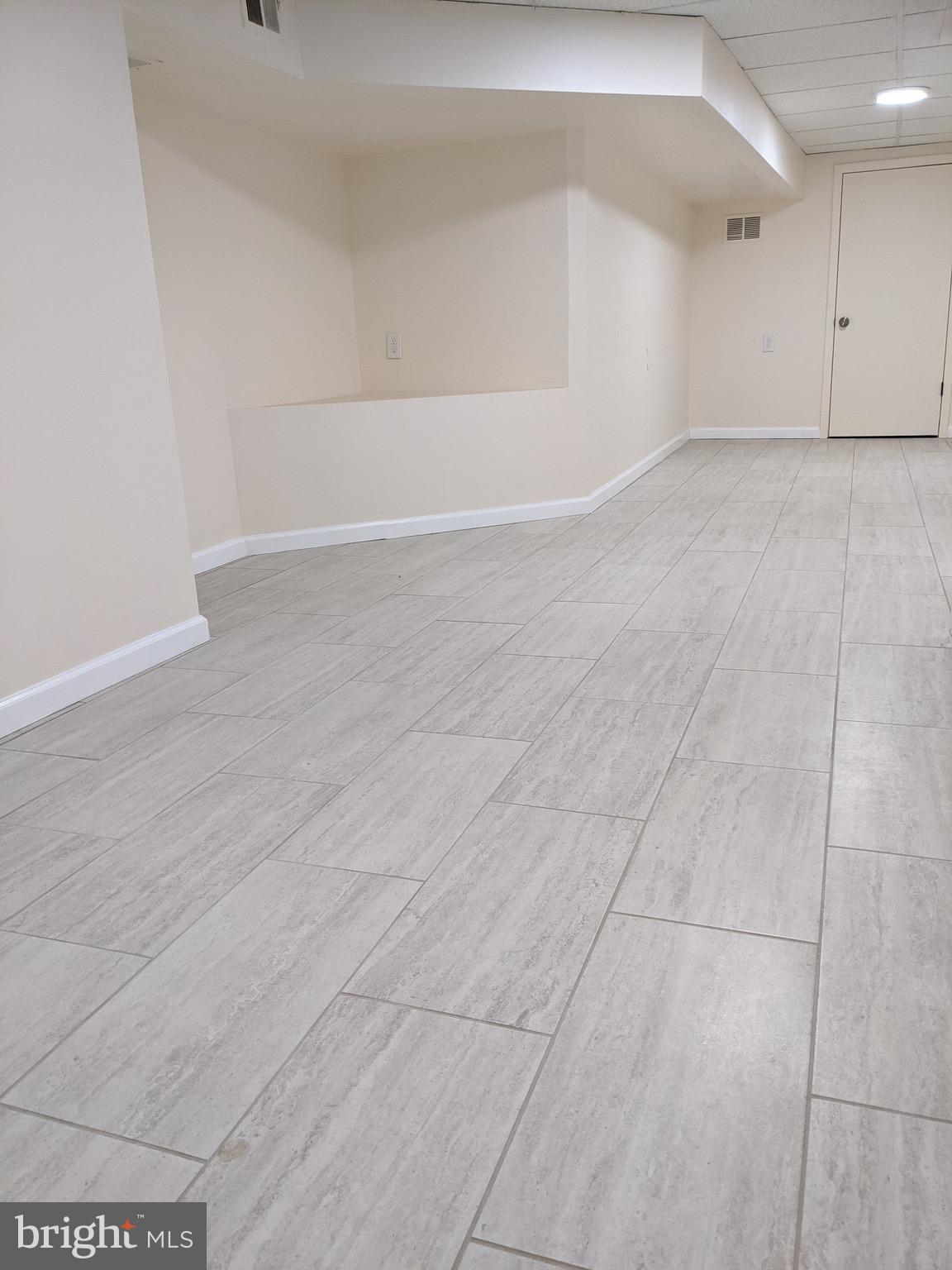 BELLA VISTA - Residential Lease