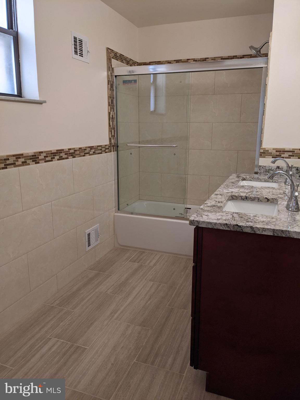 BELLA VISTA - Residential Lease