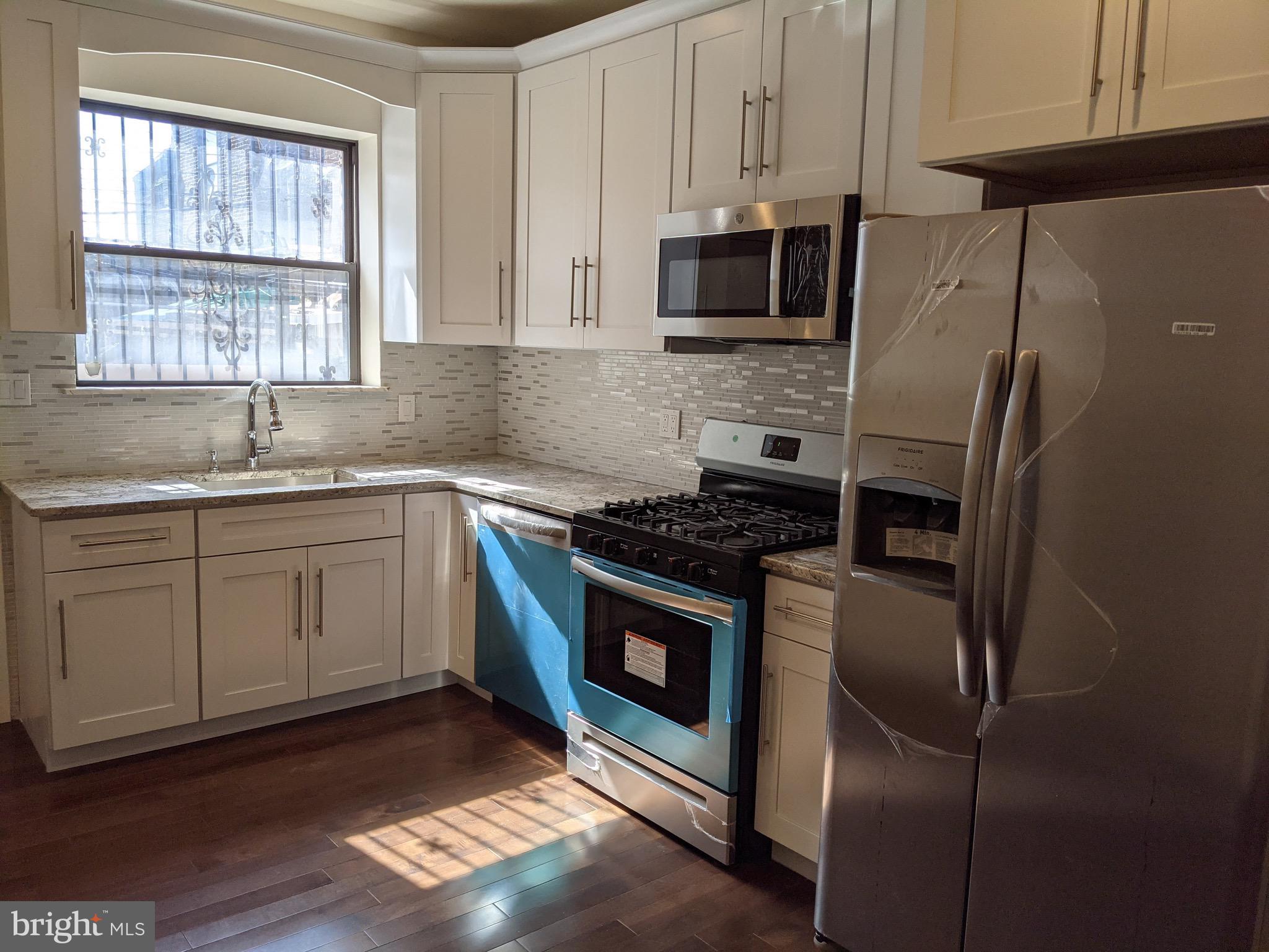 BELLA VISTA - Residential Lease