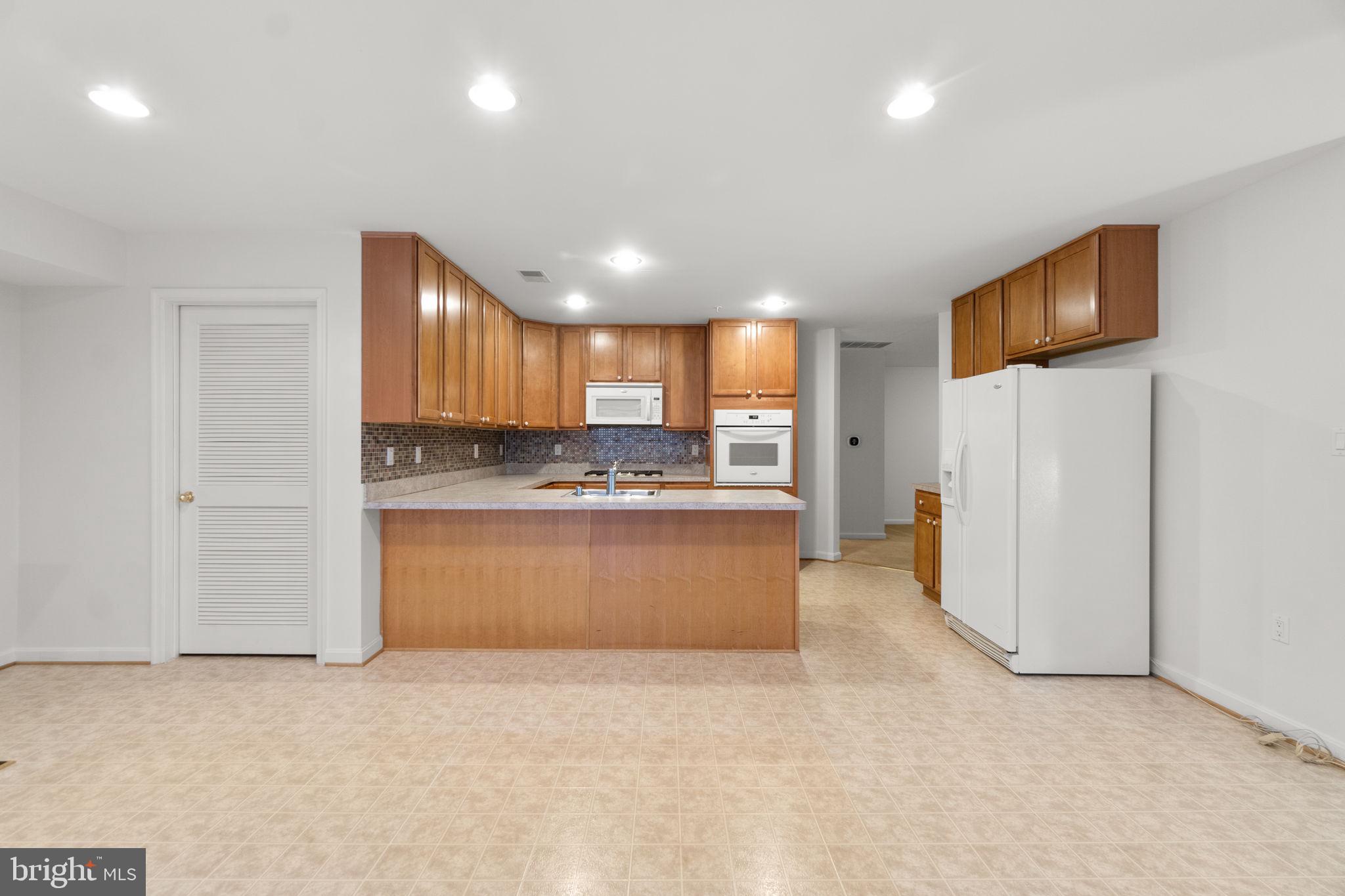 CONDOS AT THE RIDGE - Residential