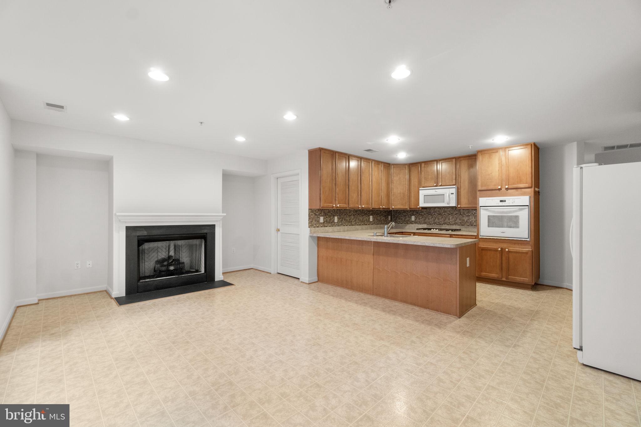 CONDOS AT THE RIDGE - Residential