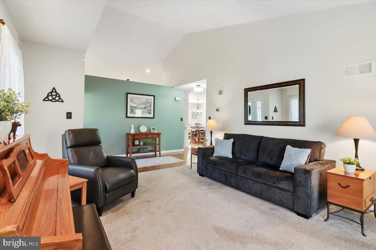 SUMMERFIELD AT ELVERSON - Residential