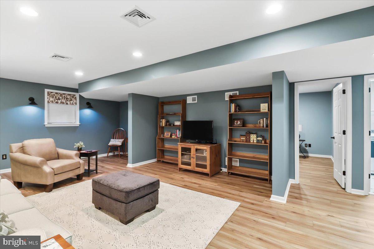 SUMMERFIELD AT ELVERSON - Residential