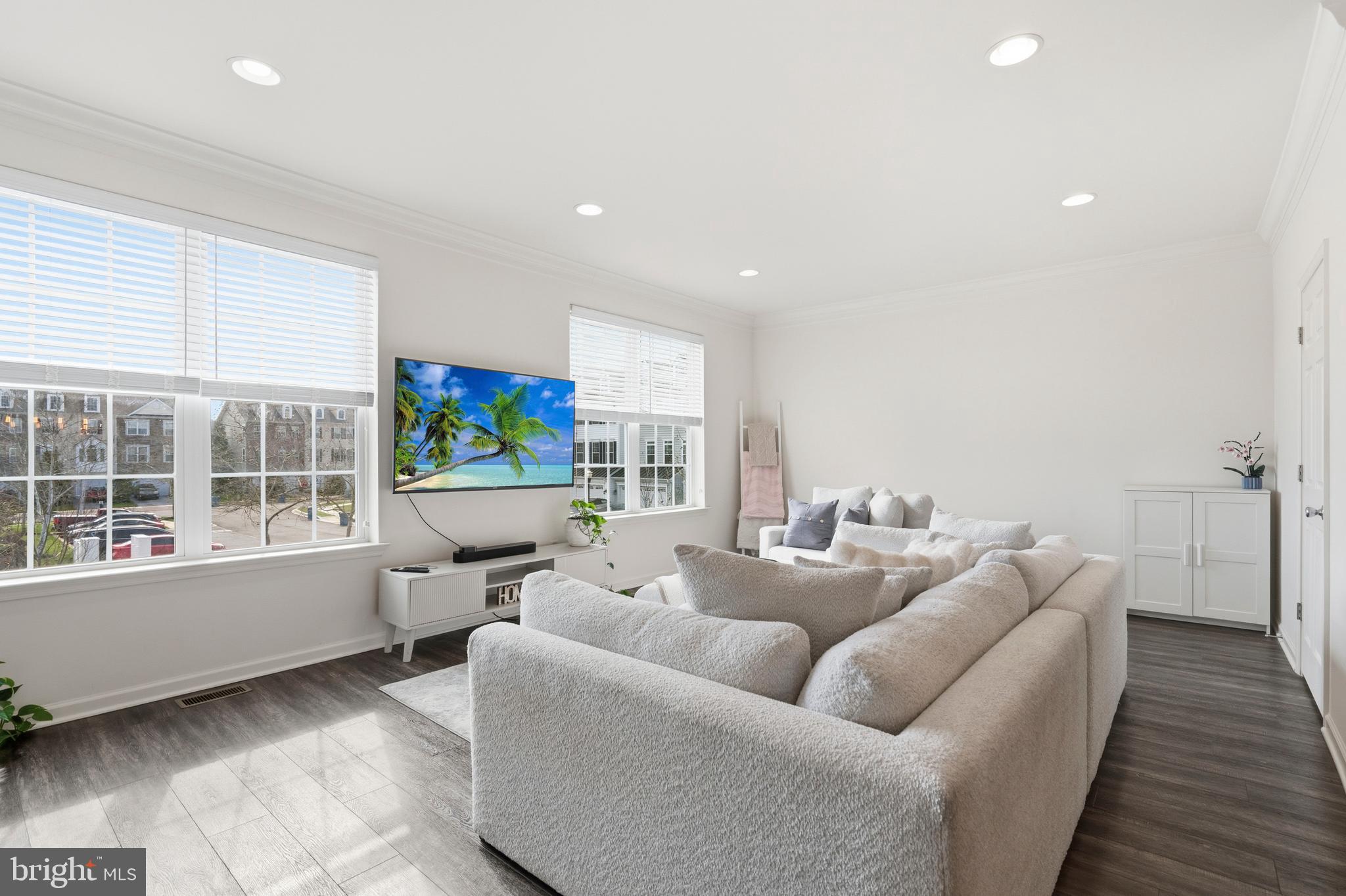 MERIDIAN CROSSING - Residential