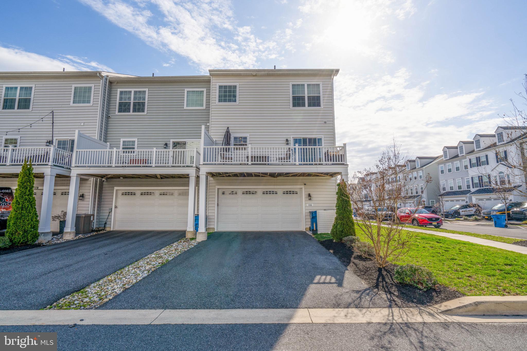 MERIDIAN CROSSING - Residential