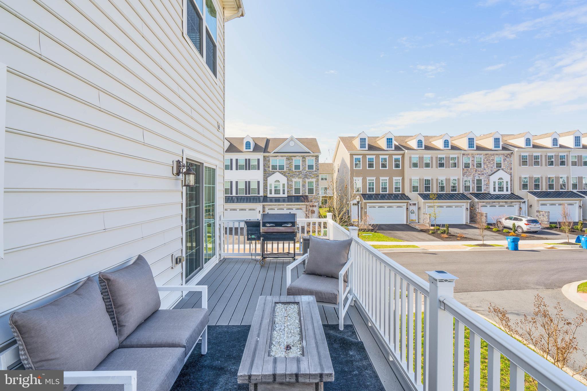 MERIDIAN CROSSING - Residential