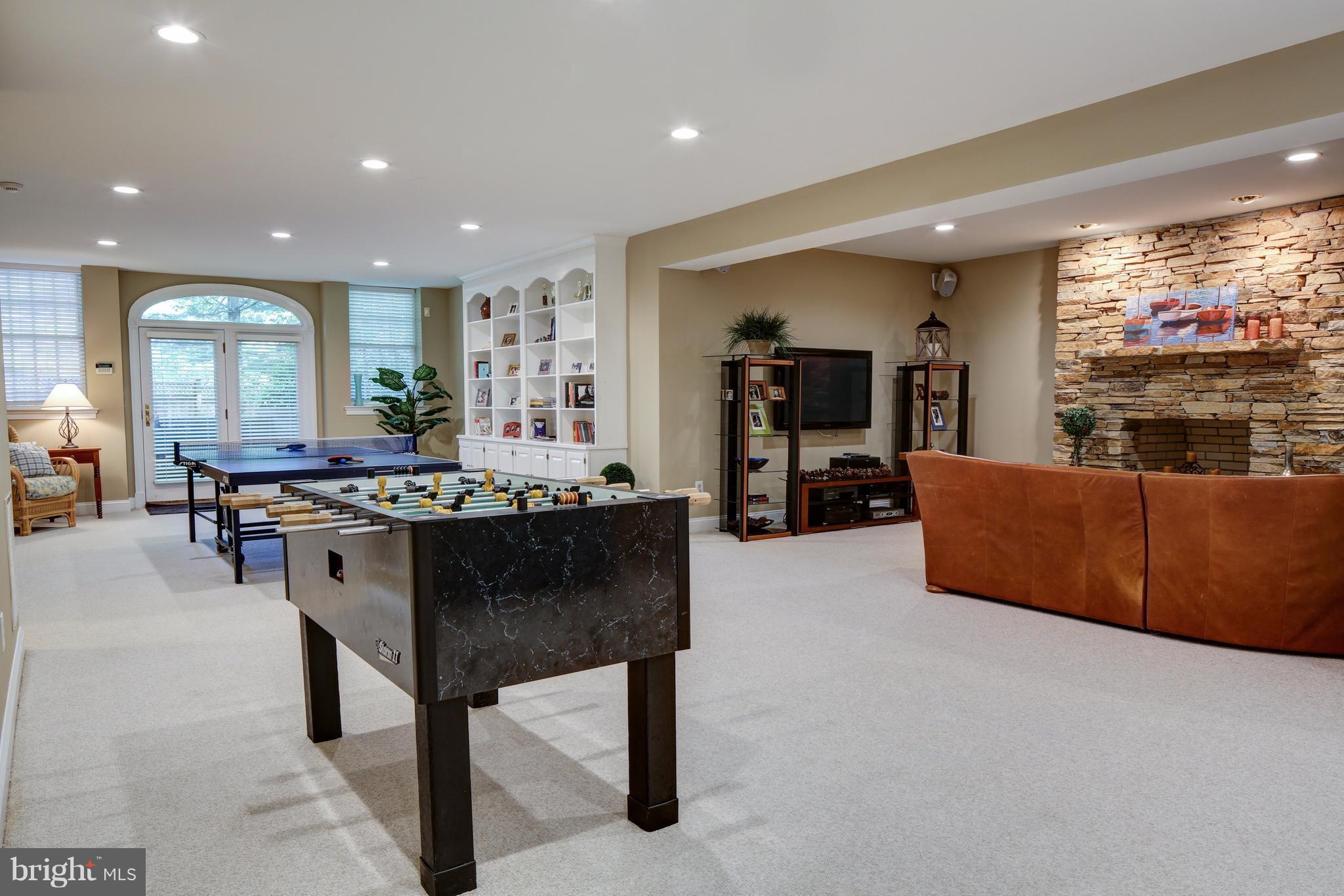 SWANN POINT ESTATES - Residential