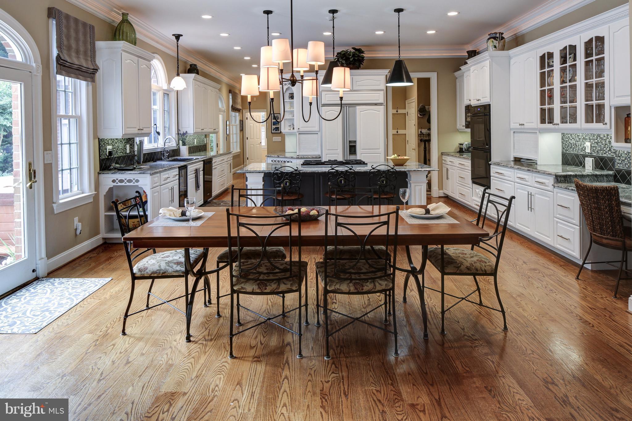 SWANN POINT ESTATES - Residential