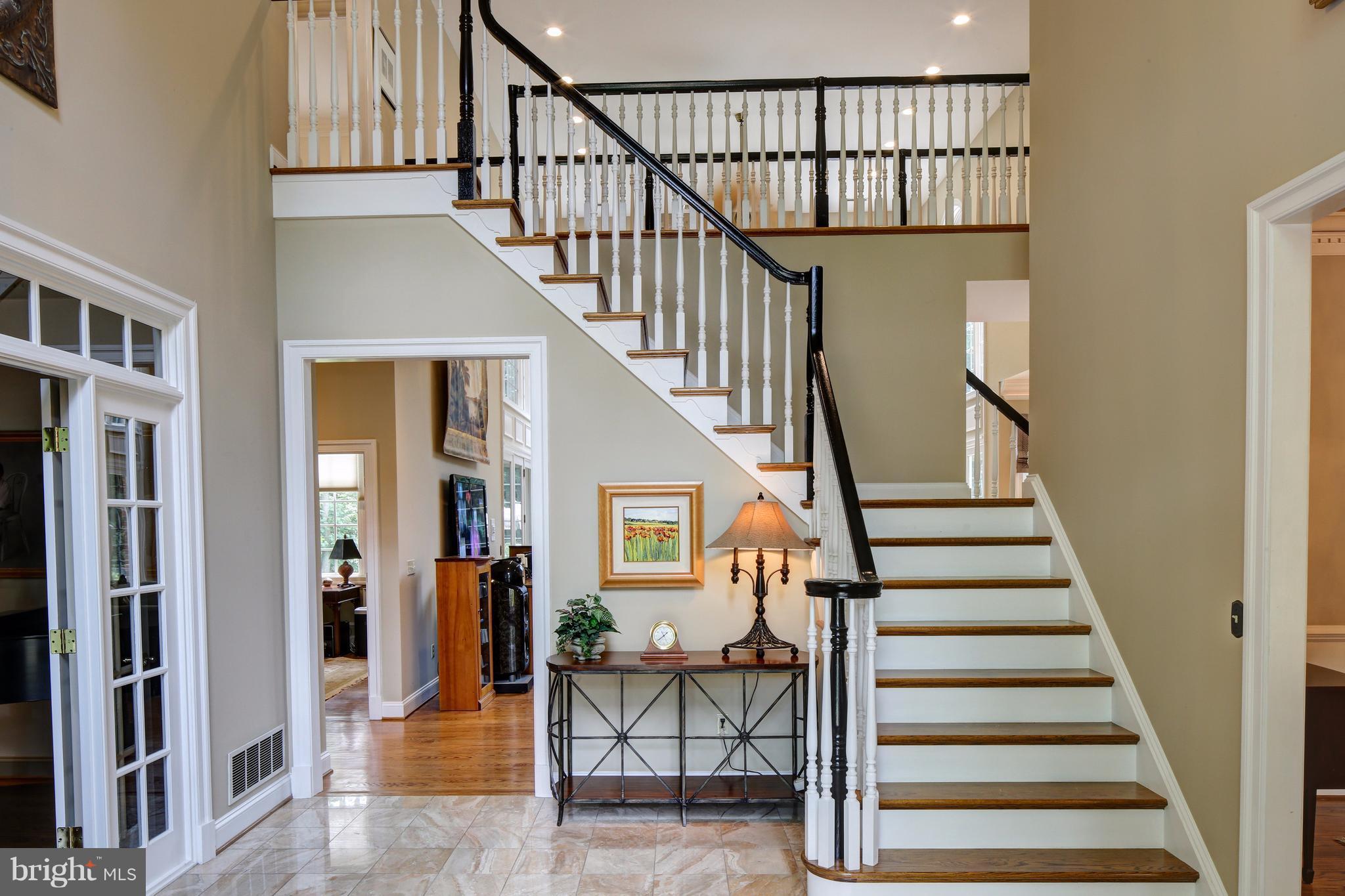 SWANN POINT ESTATES - Residential