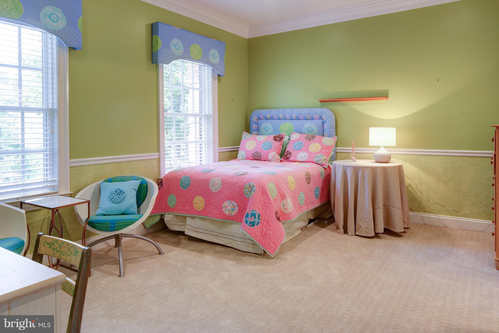 SWANN POINT ESTATES - Residential