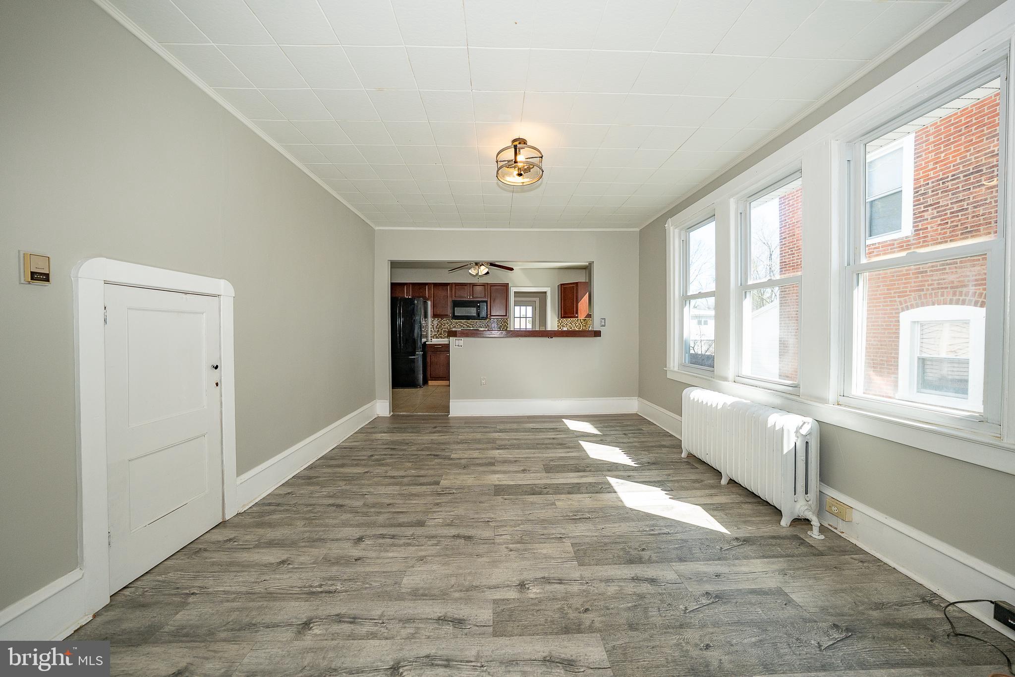 CHELTENHAM VIL - Residential