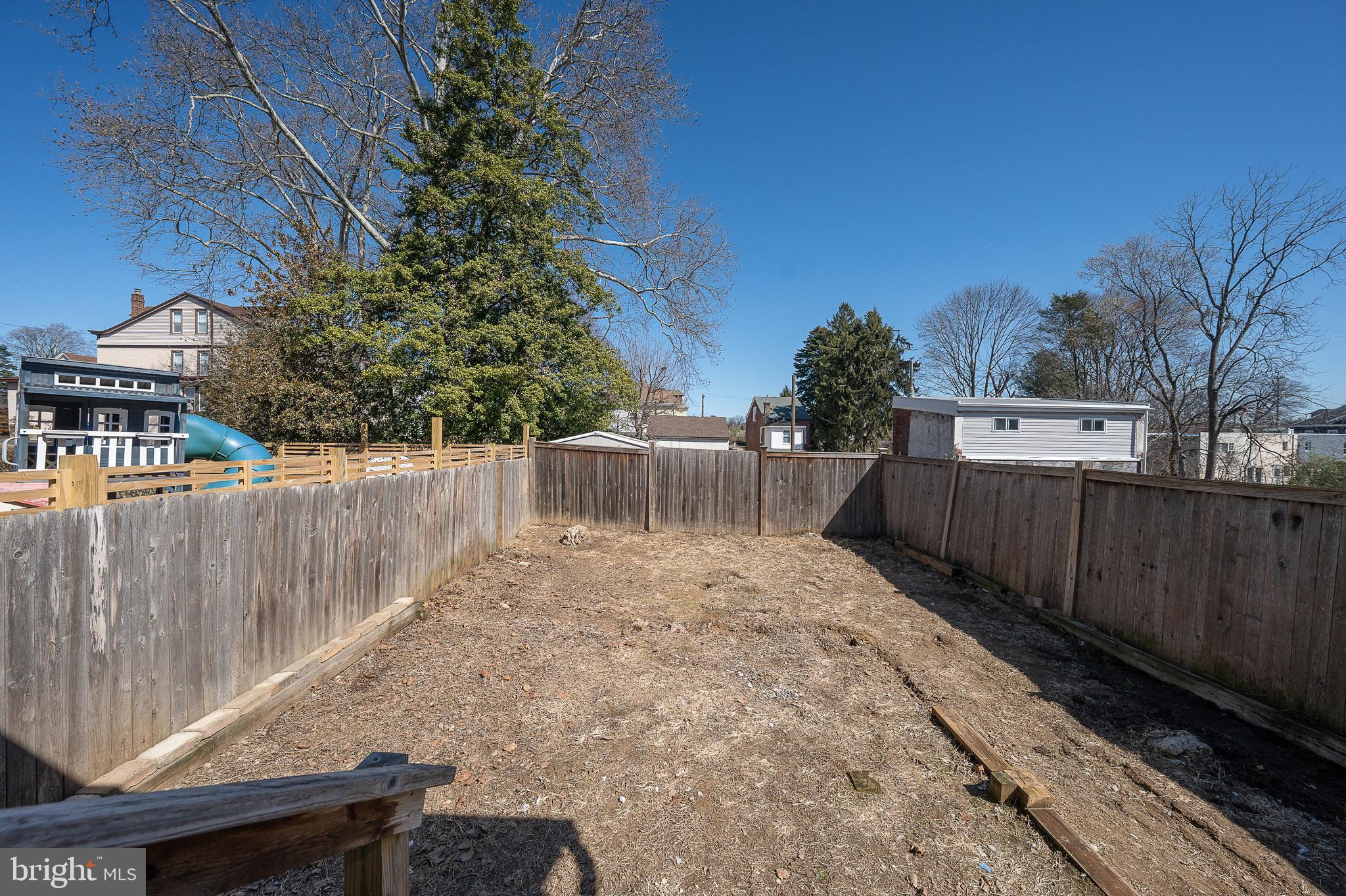 CHELTENHAM VIL - Residential