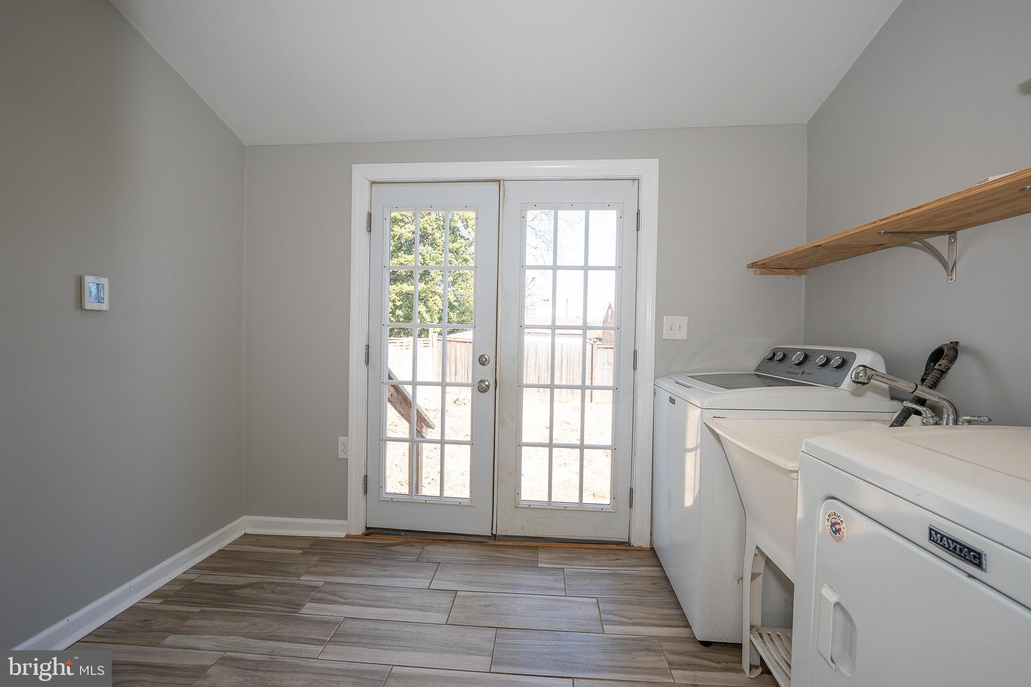 CHELTENHAM VIL - Residential