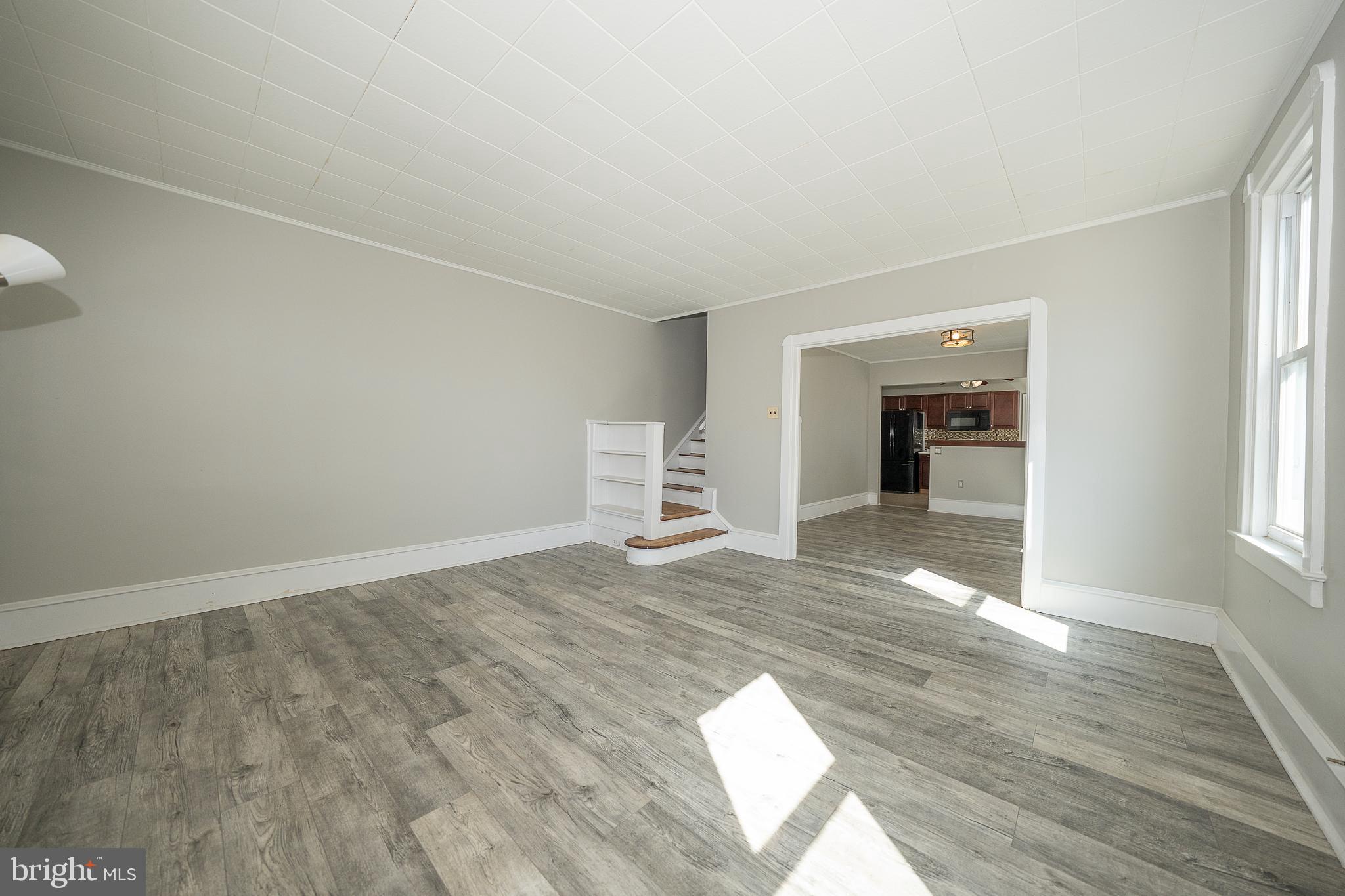 CHELTENHAM VIL - Residential