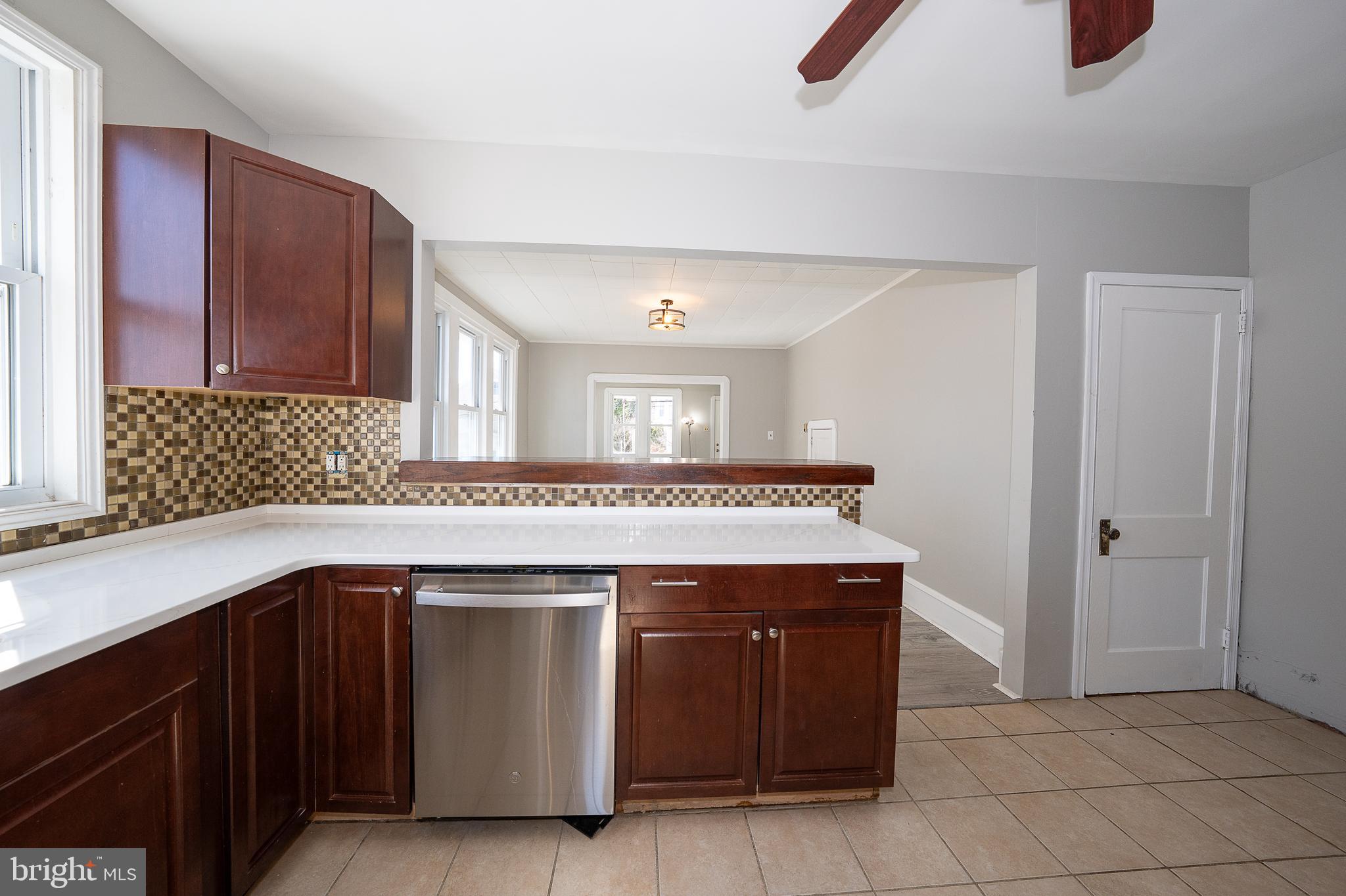 CHELTENHAM VIL - Residential