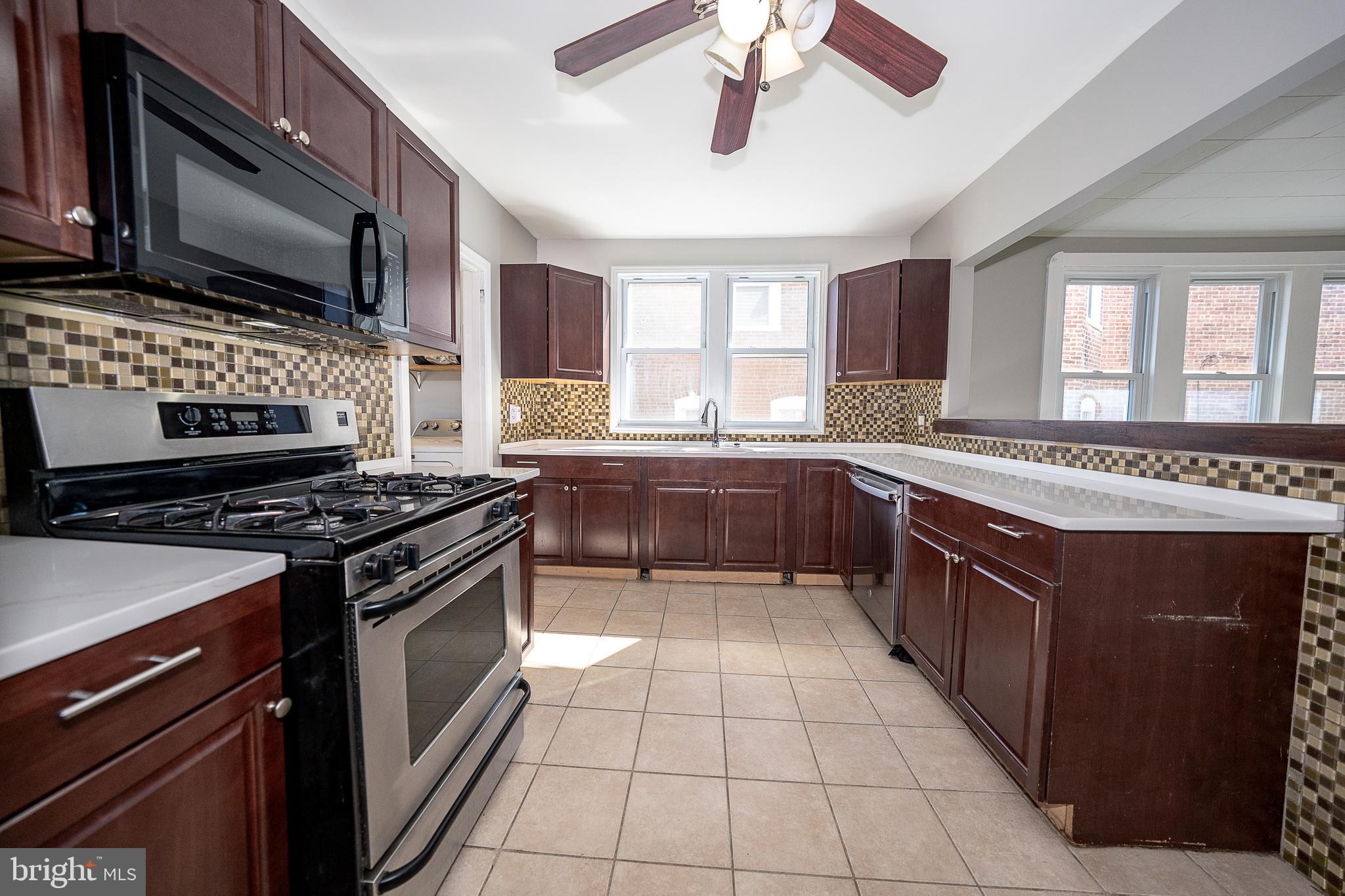 CHELTENHAM VIL - Residential