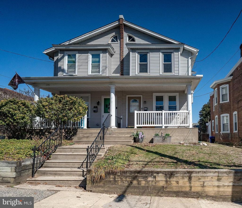 Photo of 133 Jefferson Avenue, CHELTENHAM, PA 19012 (MLS # PAMC2165410)
