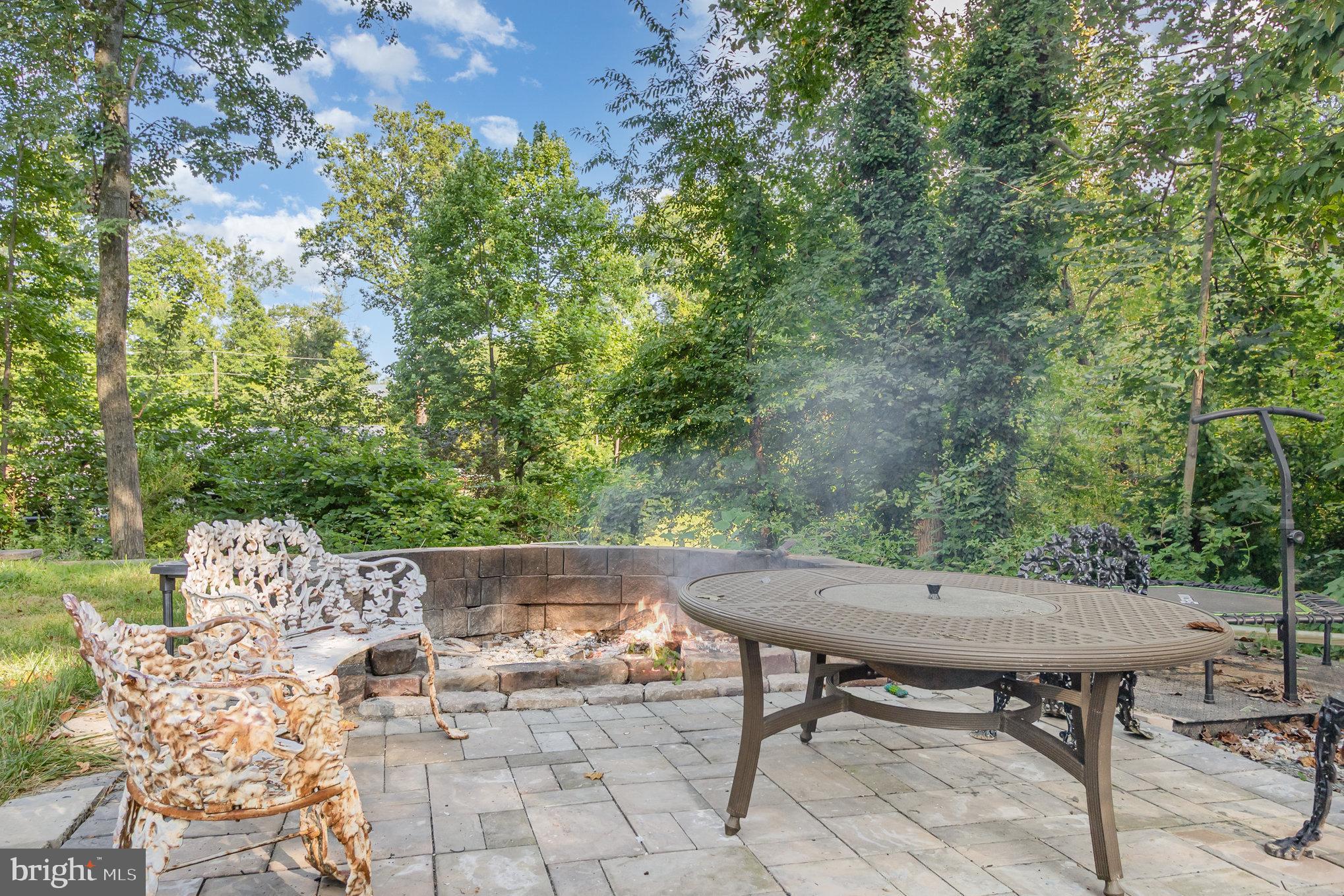 PERRY HALL - Residential