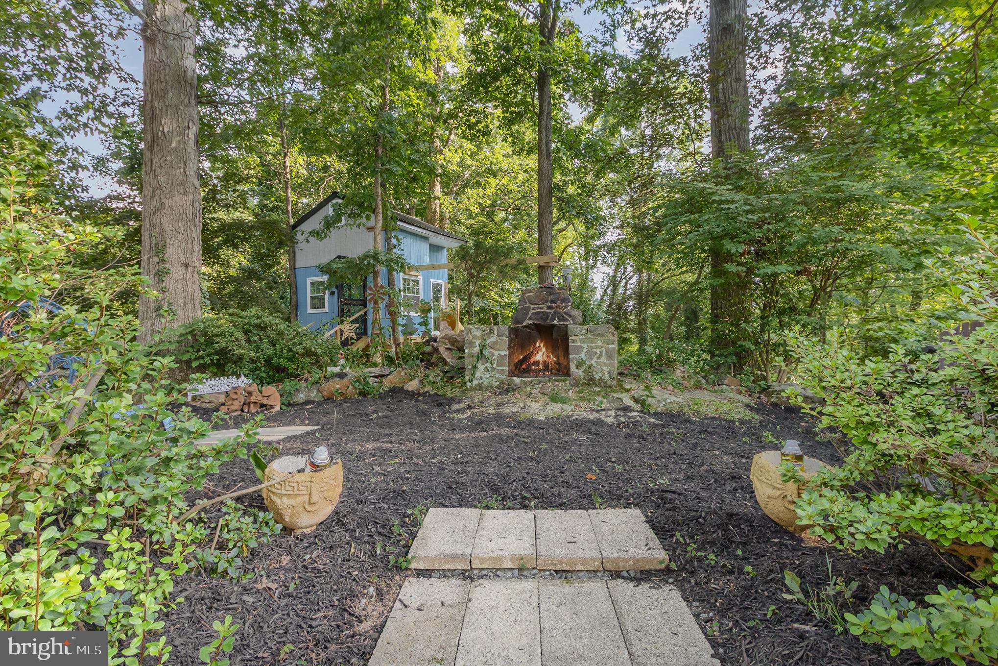 PERRY HALL - Residential