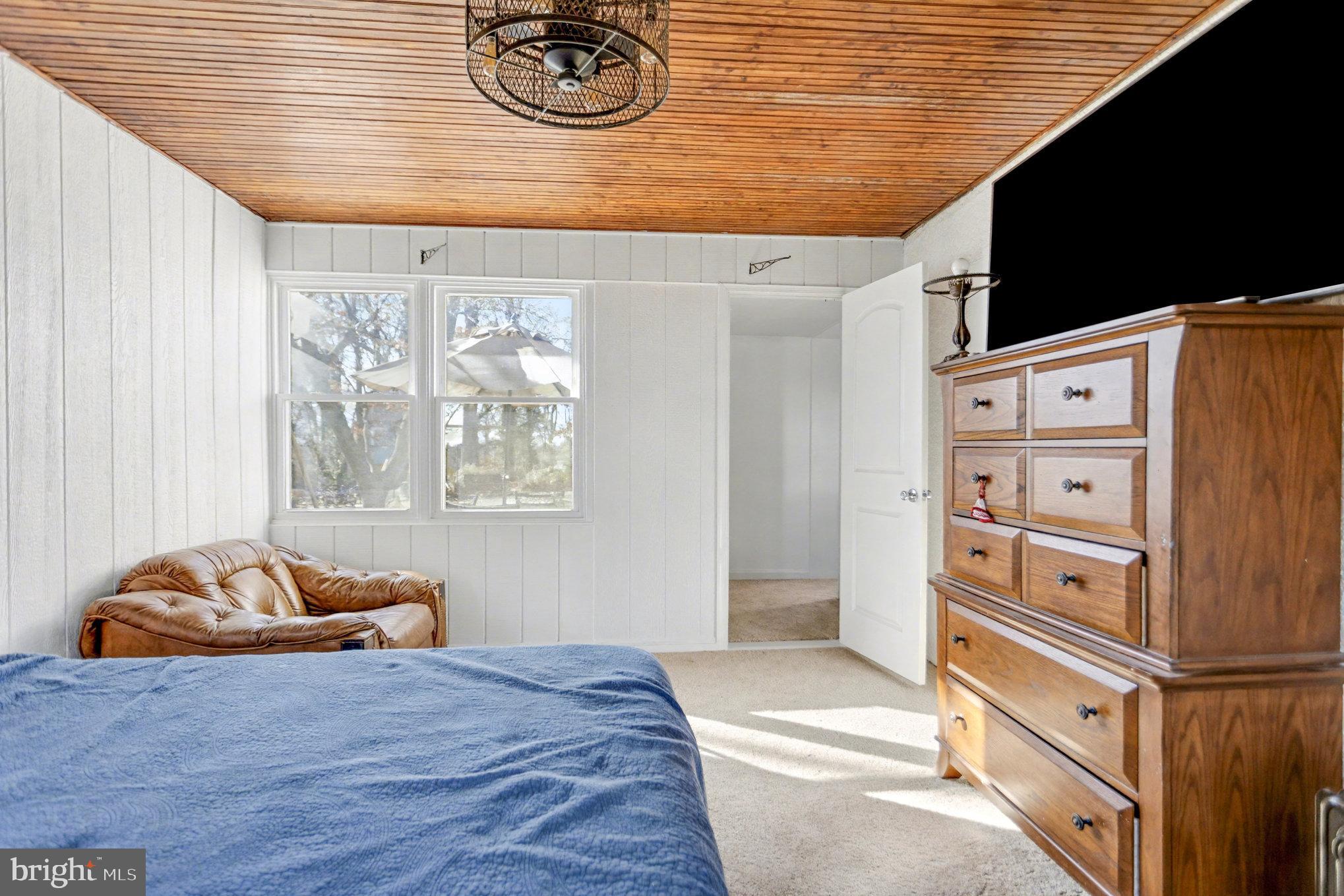 PERRY HALL - Residential