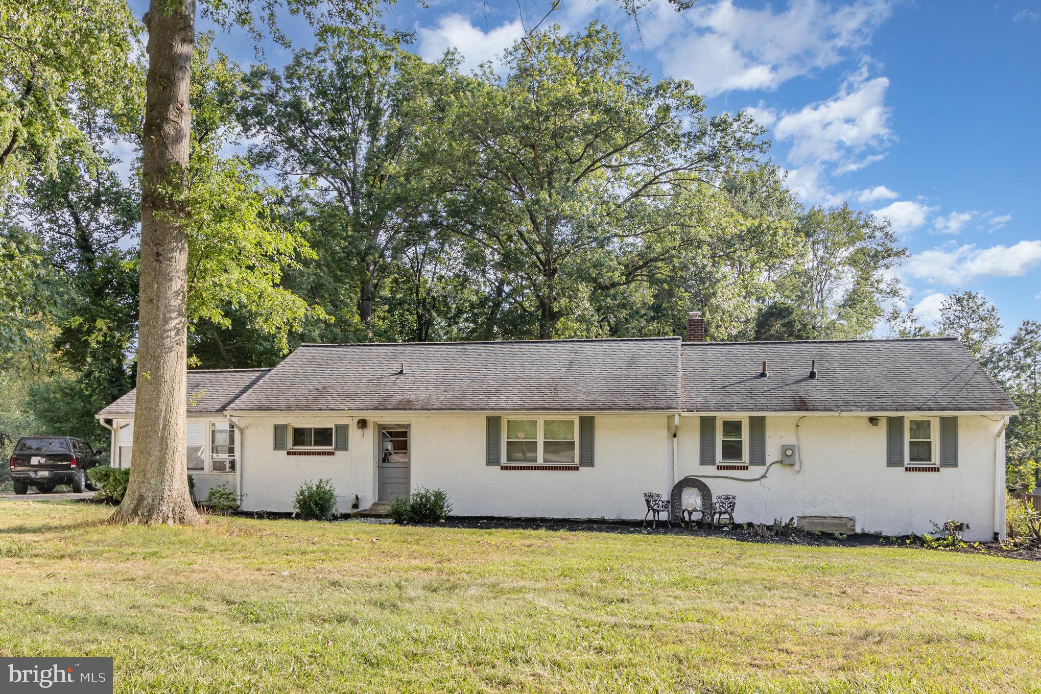 PERRY HALL - Residential