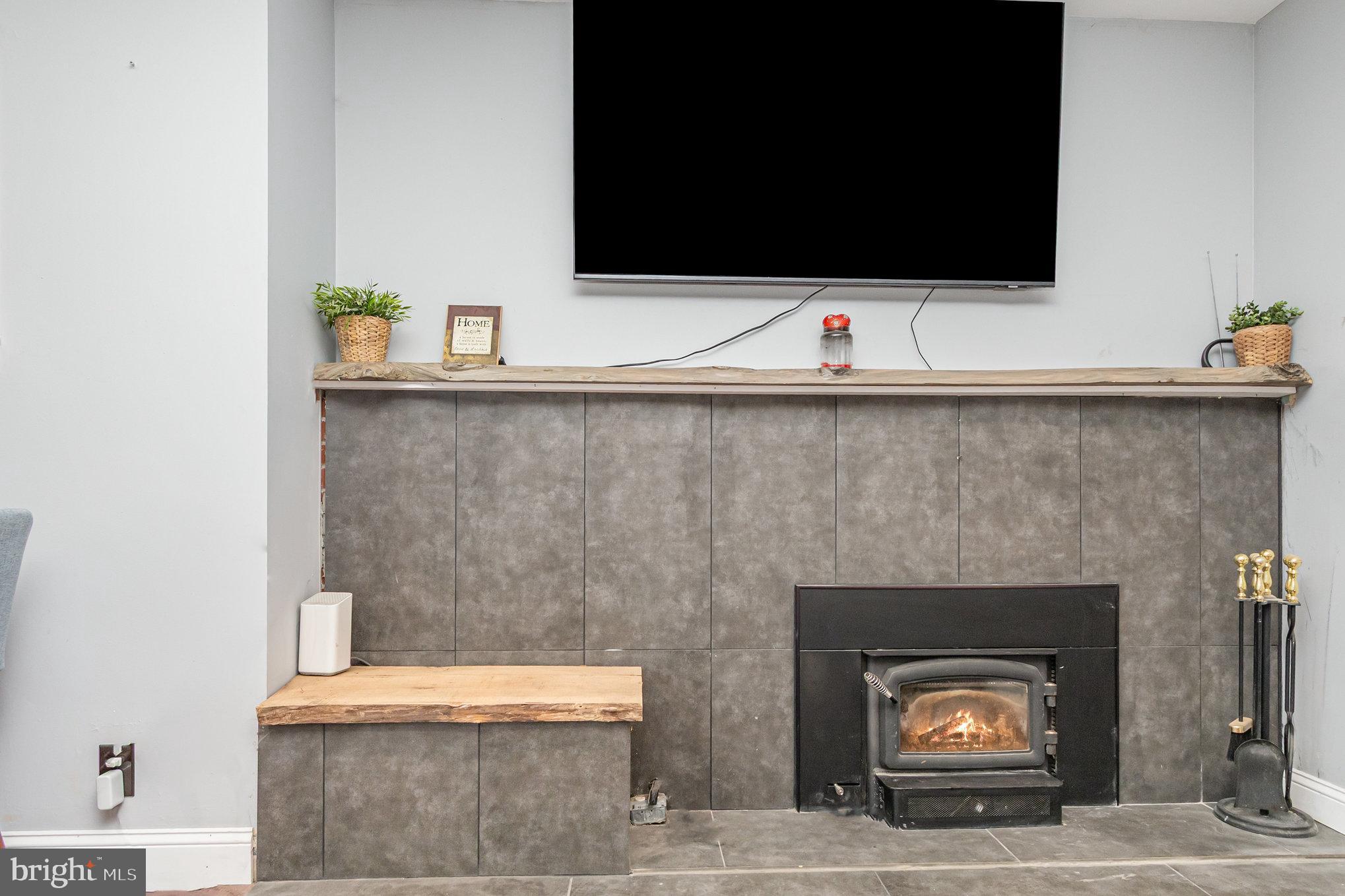 PERRY HALL - Residential