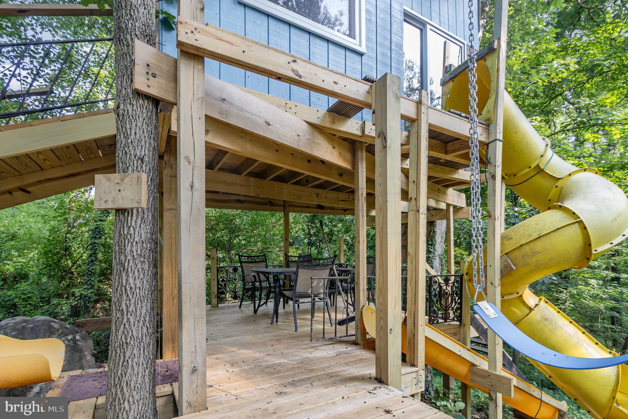 PERRY HALL - Residential