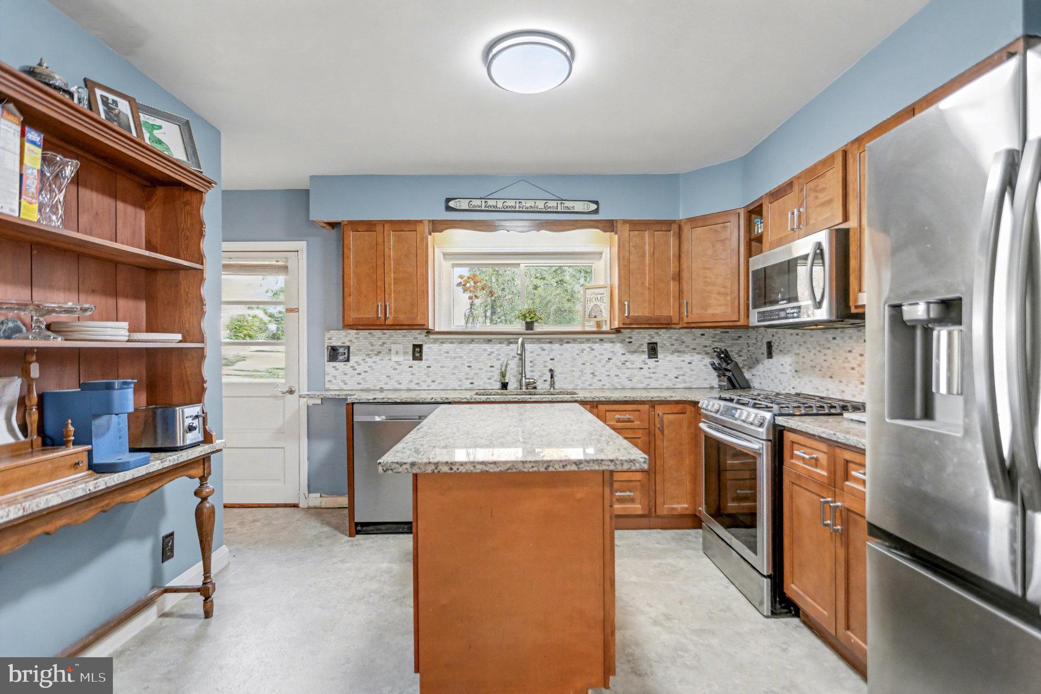 PERRY HALL - Residential