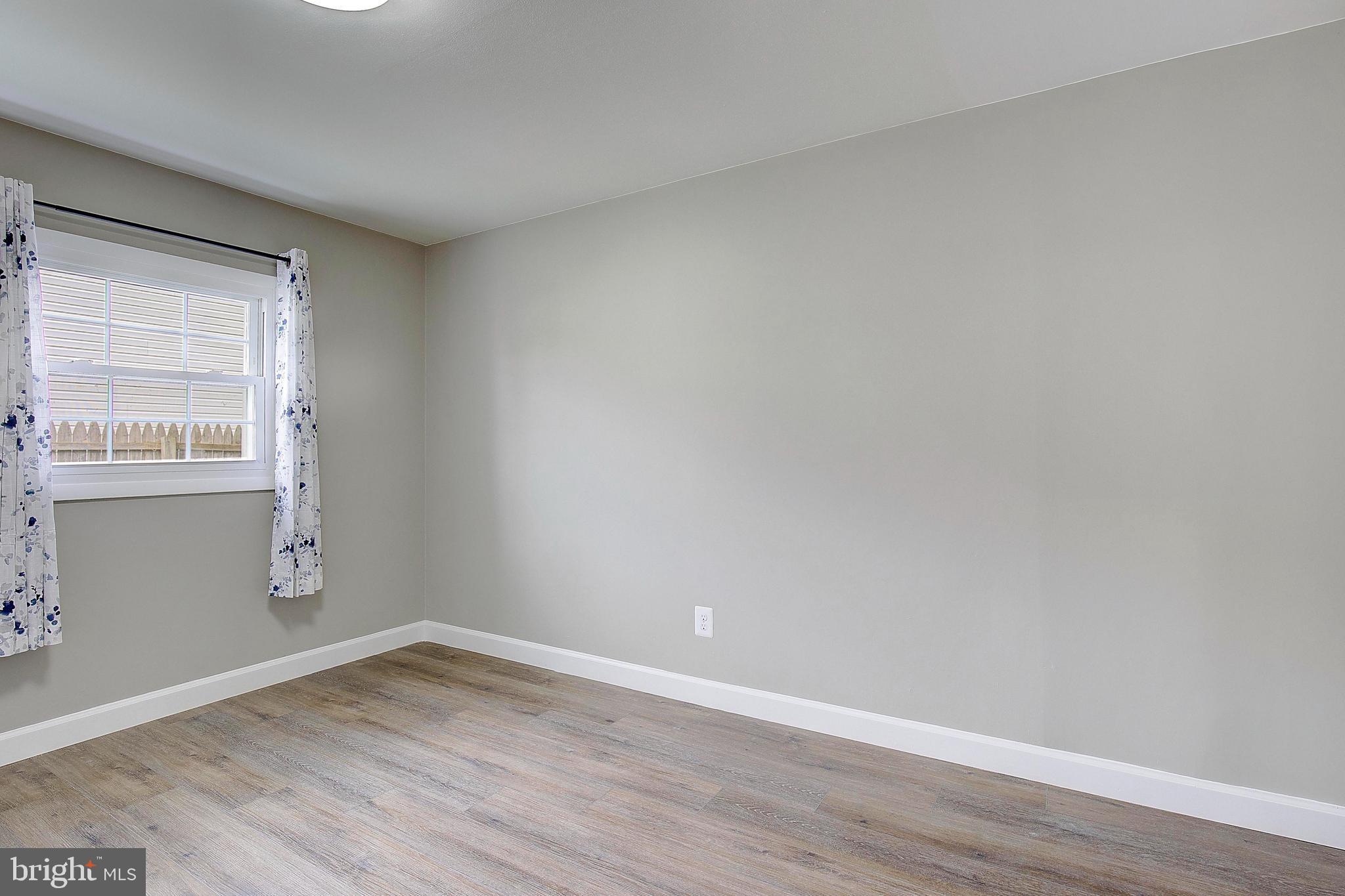 GLEN GARDENS - Residential