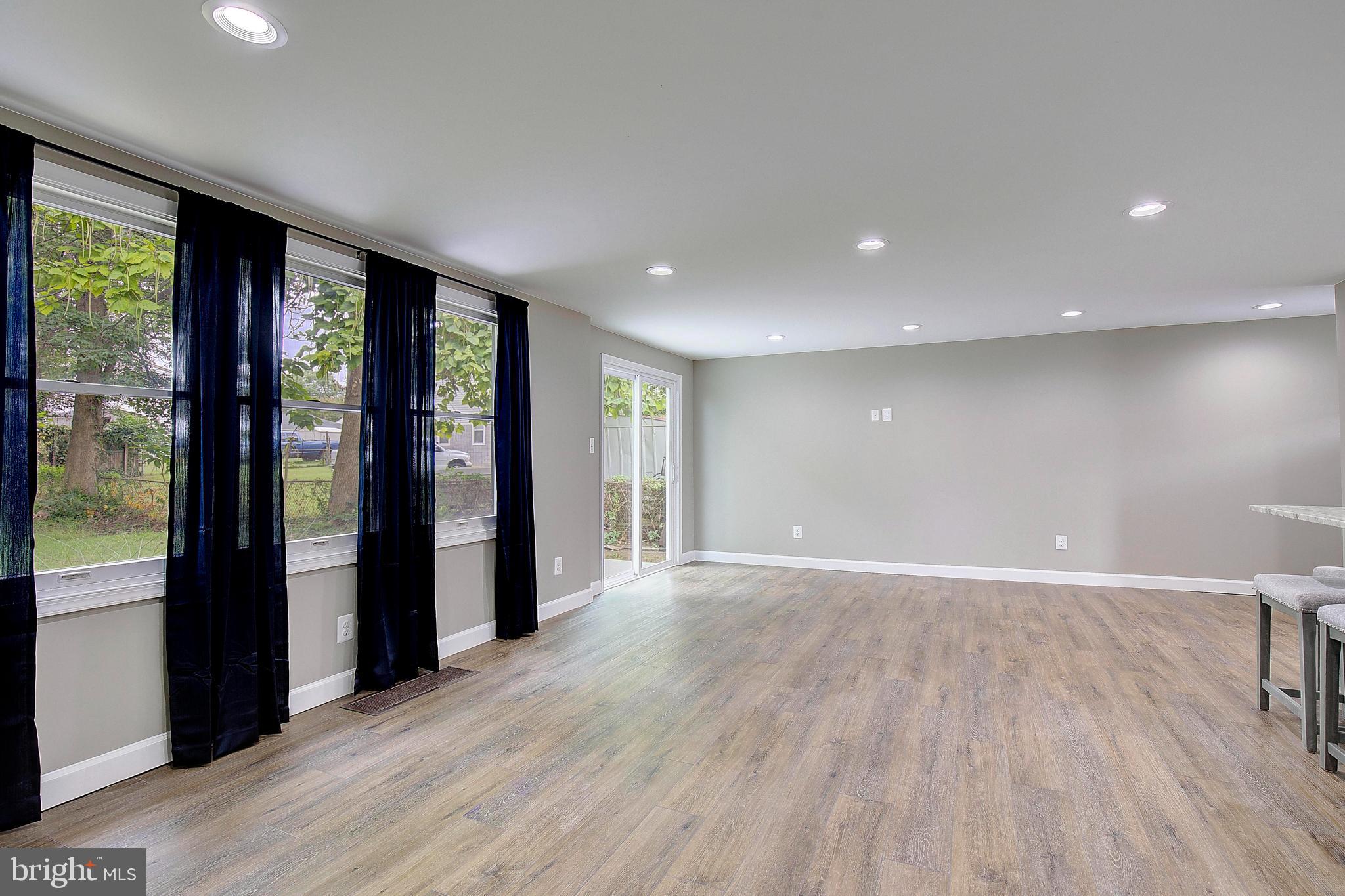 GLEN GARDENS - Residential