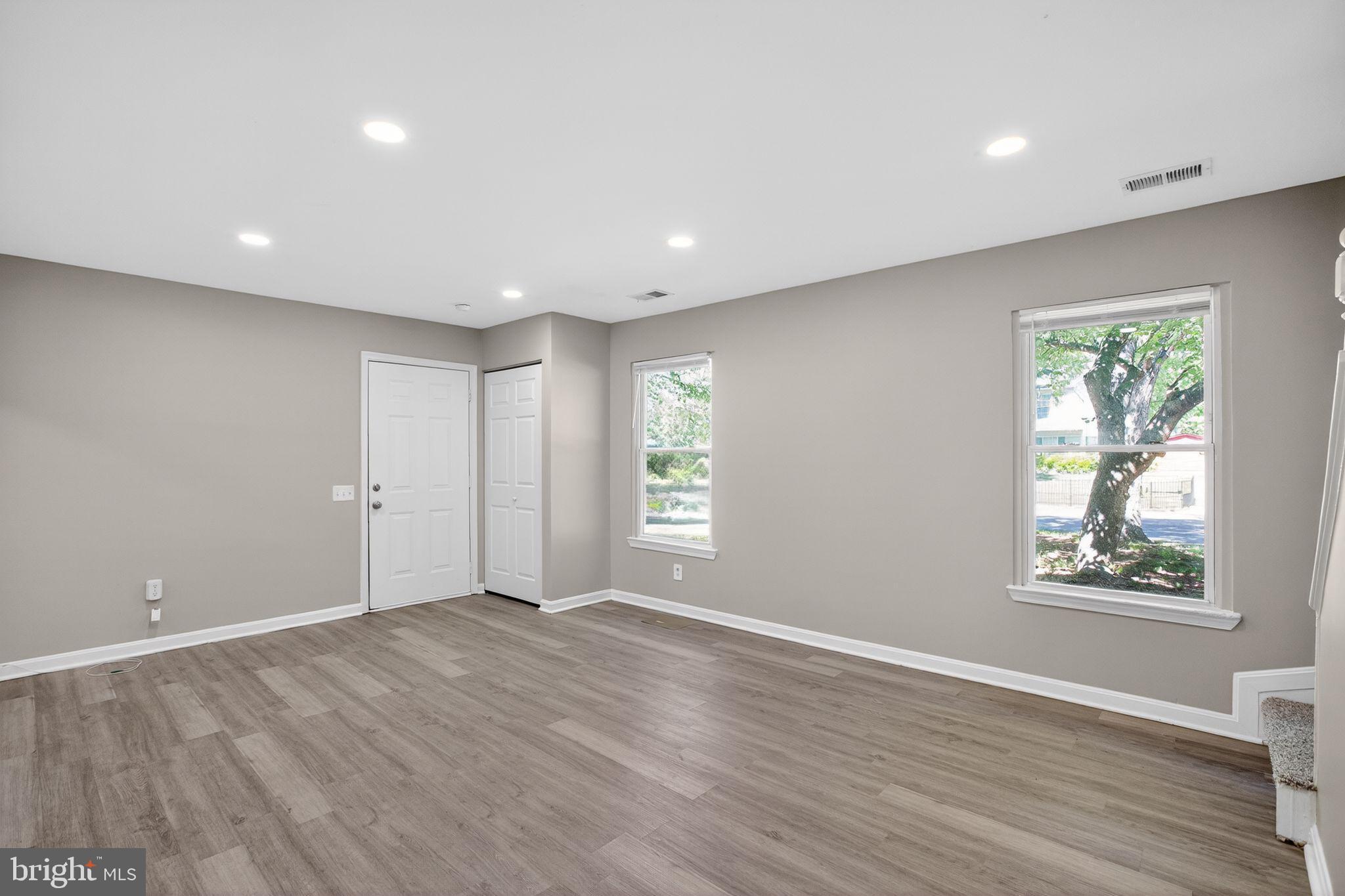 BANNISTER - Residential