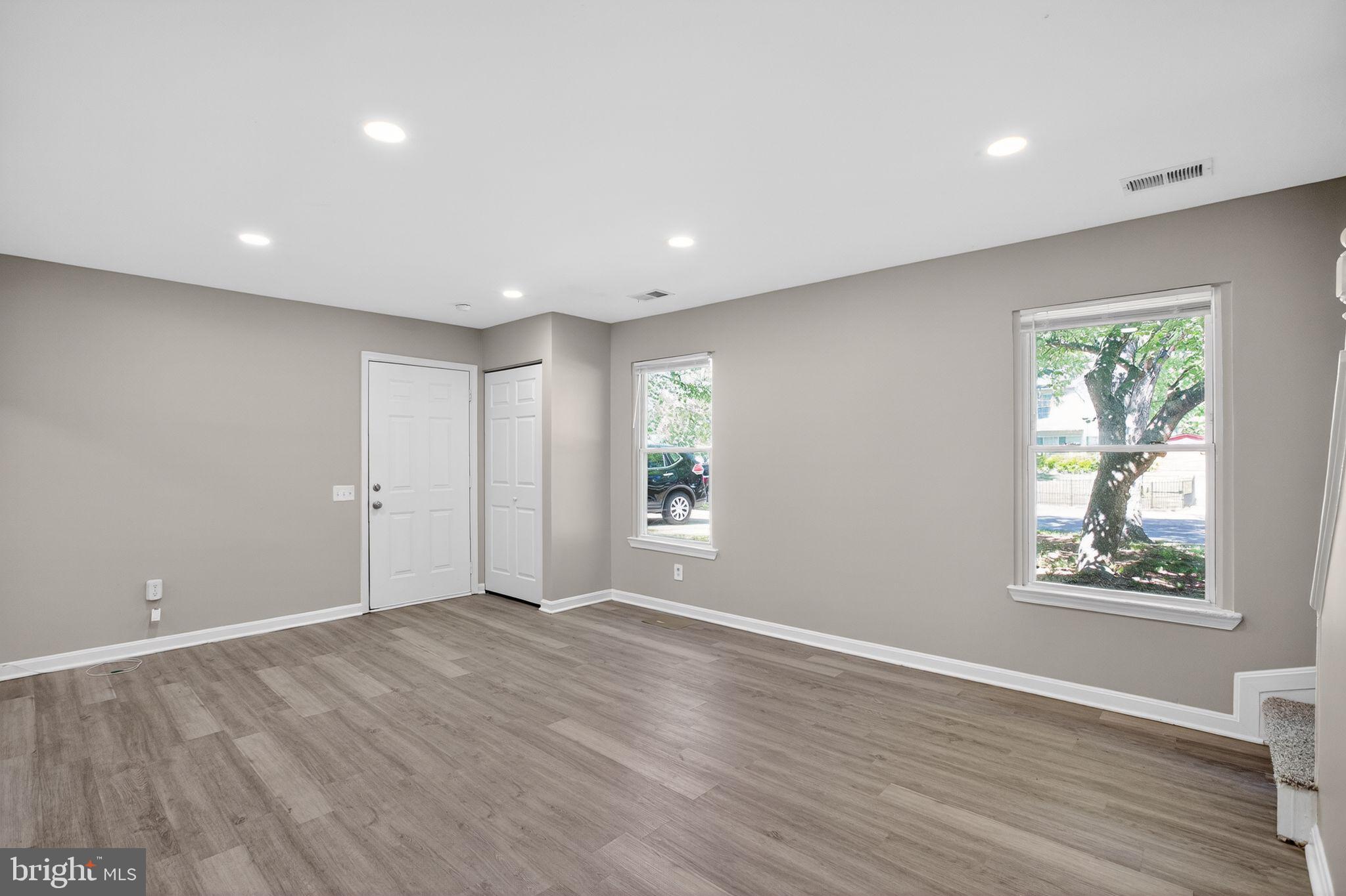 BANNISTER - Residential